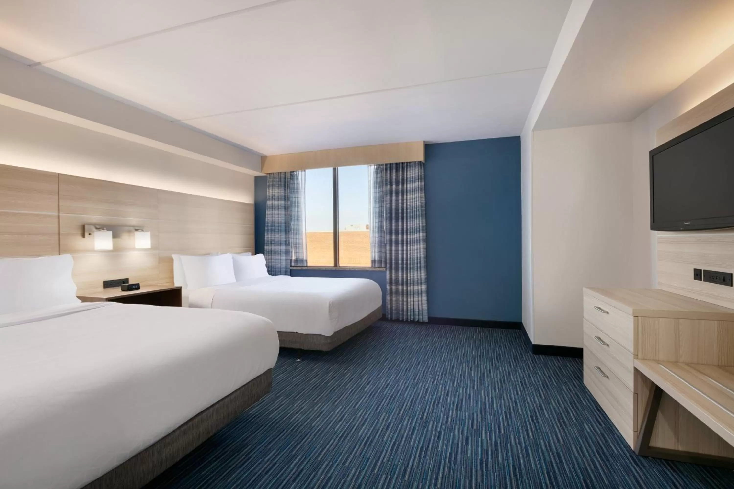 Photo of the whole room, Bed in Holiday Inn Express Hotel & Suites Norfolk Airport by IHG
