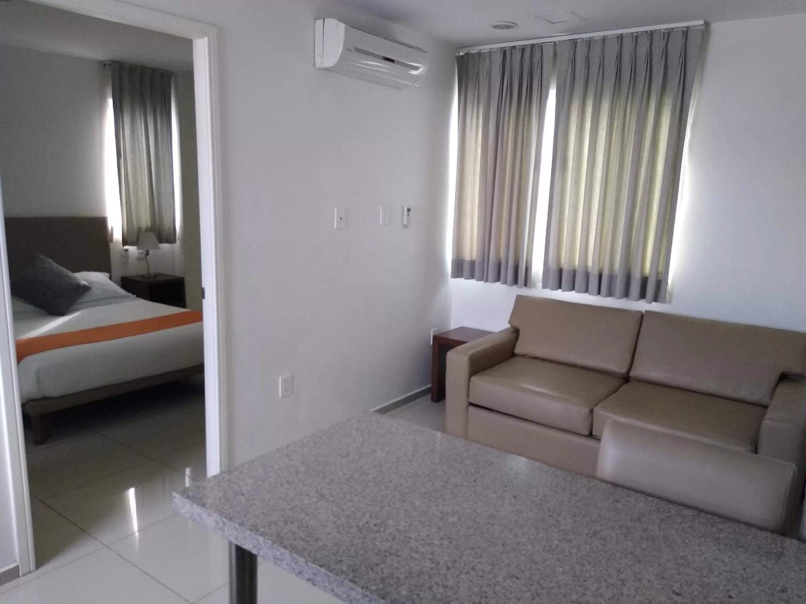 Bedroom, Bed in Suites Chapultepec