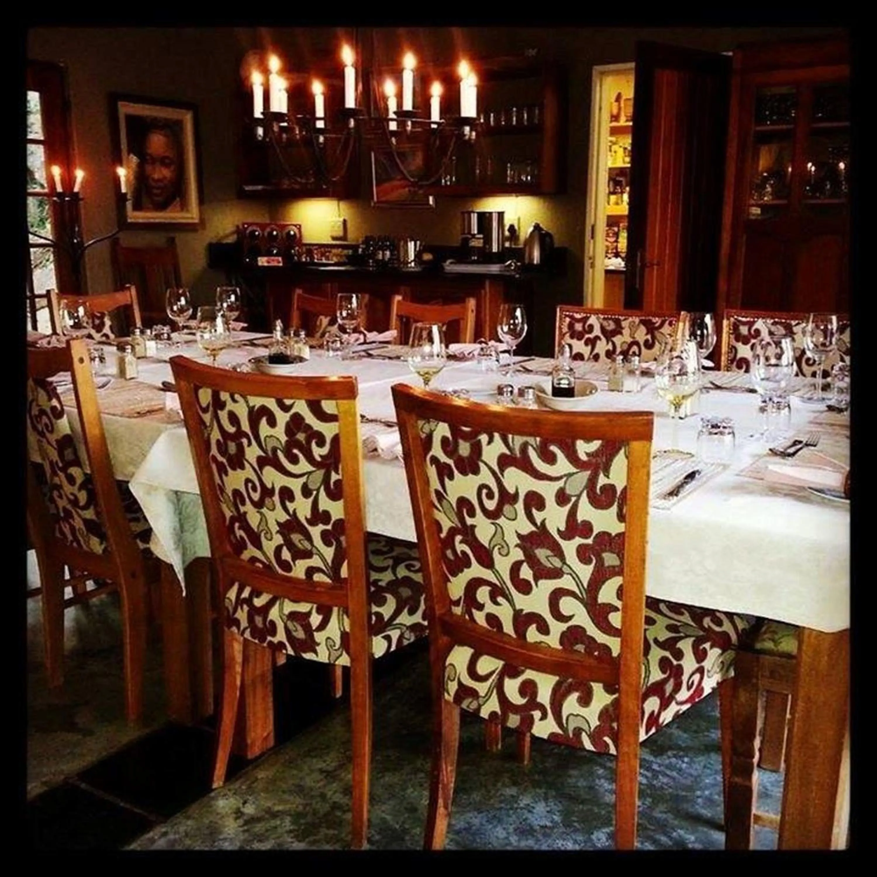 Restaurant/places to eat in Utopia in Africa Guest Villa