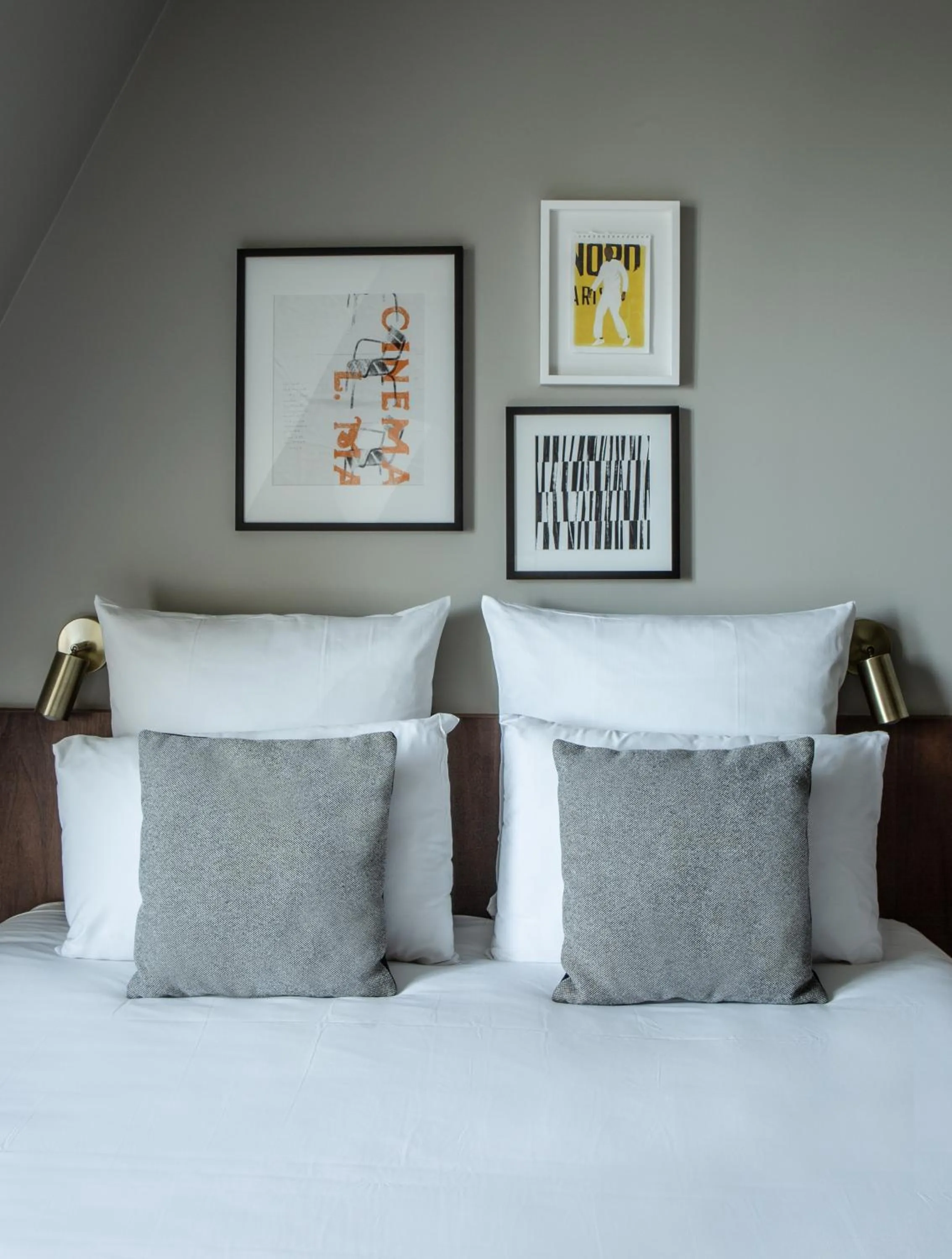 Decorative detail, Bed in Hotel Flanelles Paris