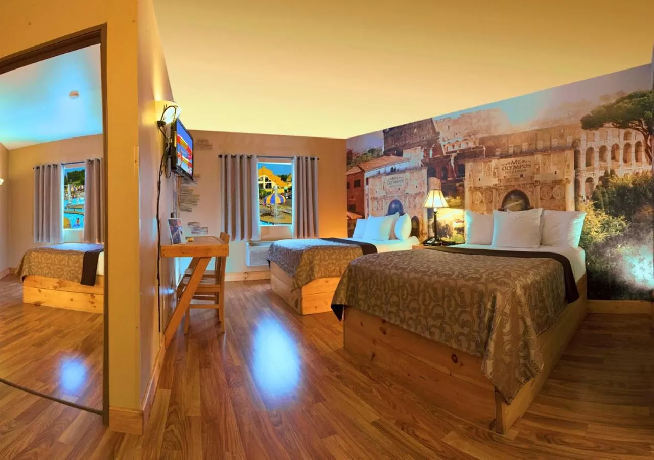 Bedroom, Bed in MT. OLYMPUS WATER PARK AND THEME PARK RESORT