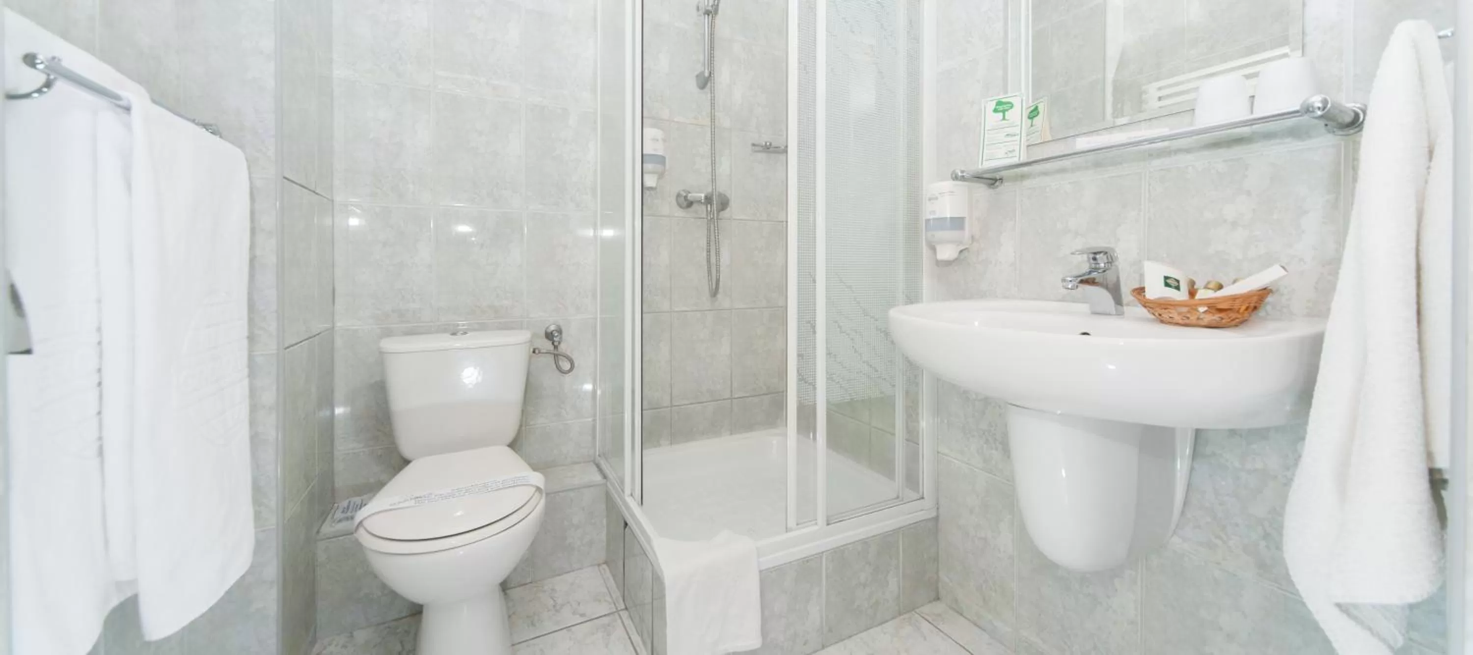 Standard Twin Room - single occupancy in Hotel Gromada Radom Centrum