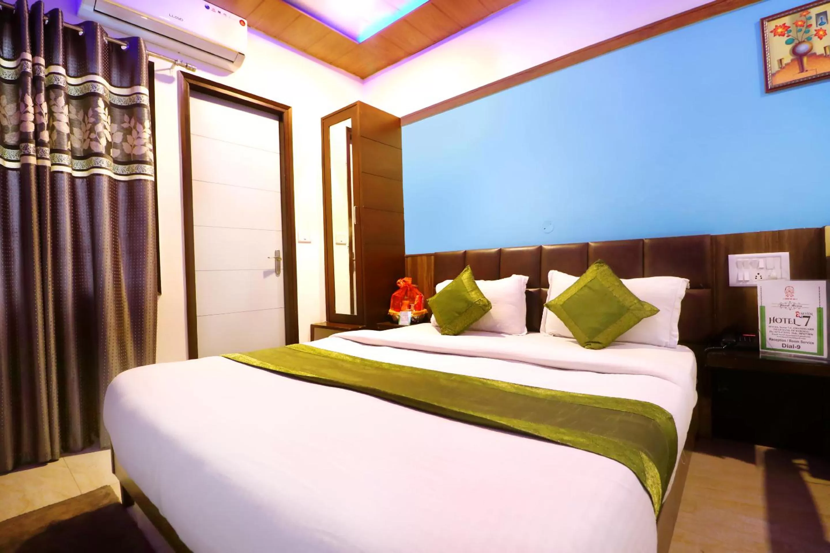 Bed in Hotel Seven- Center of City Chandigarh