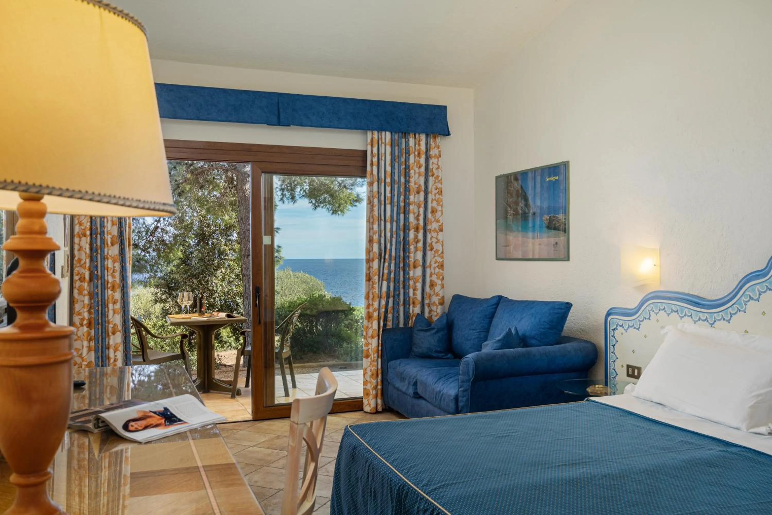 View (from property/room), Bed in Club Esse Palmasera