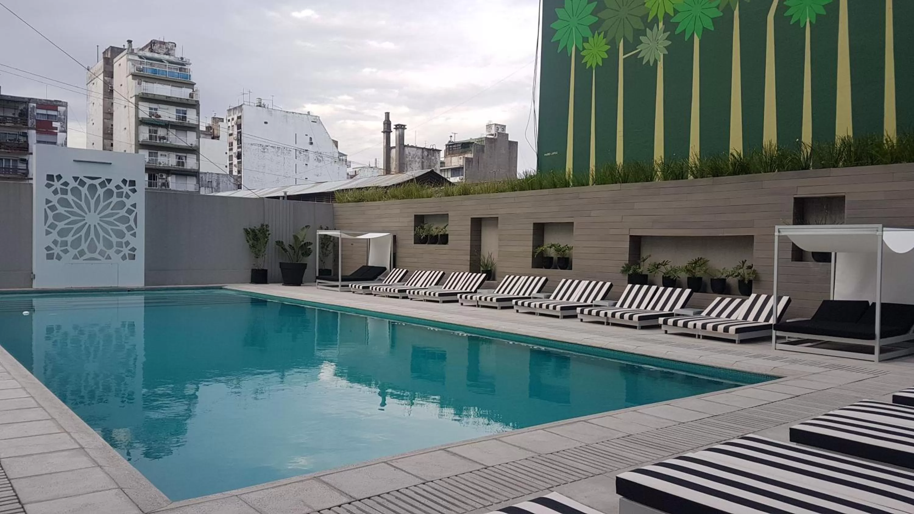 Swimming pool in GrandView Hotel Buenos Aires
