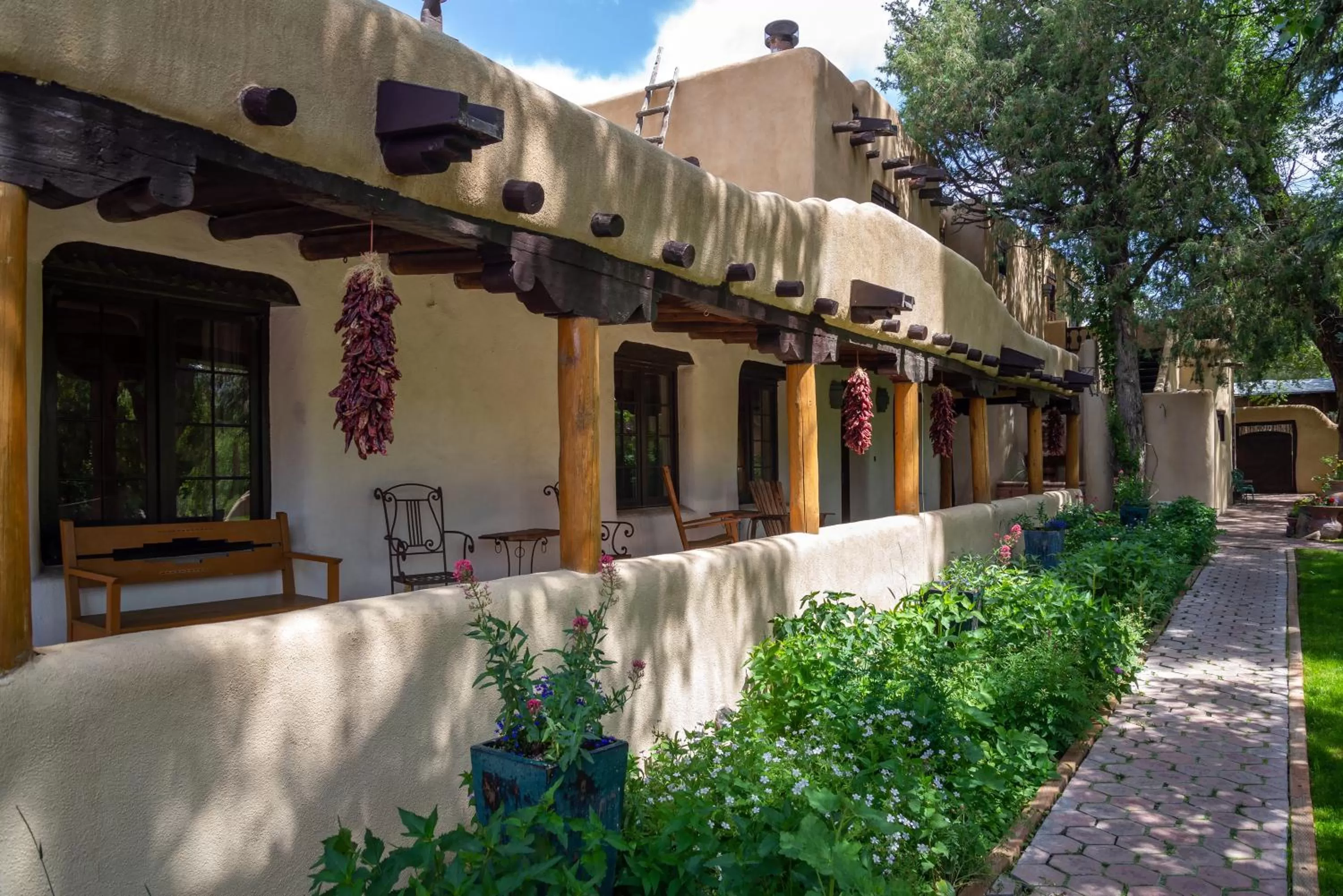 Property building in Inn on La Loma Plaza