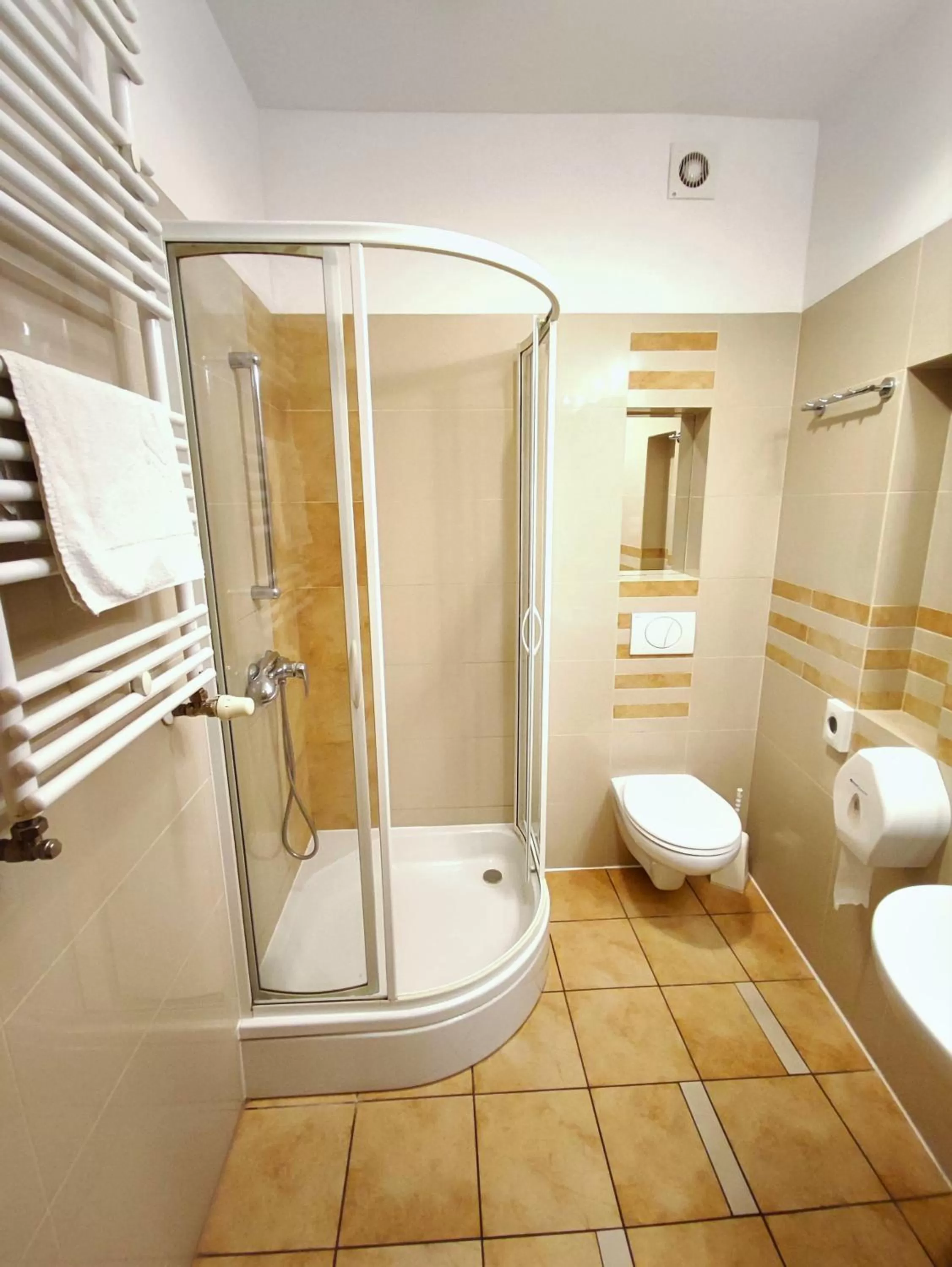 Shower in Rezydencja 5 Dębów