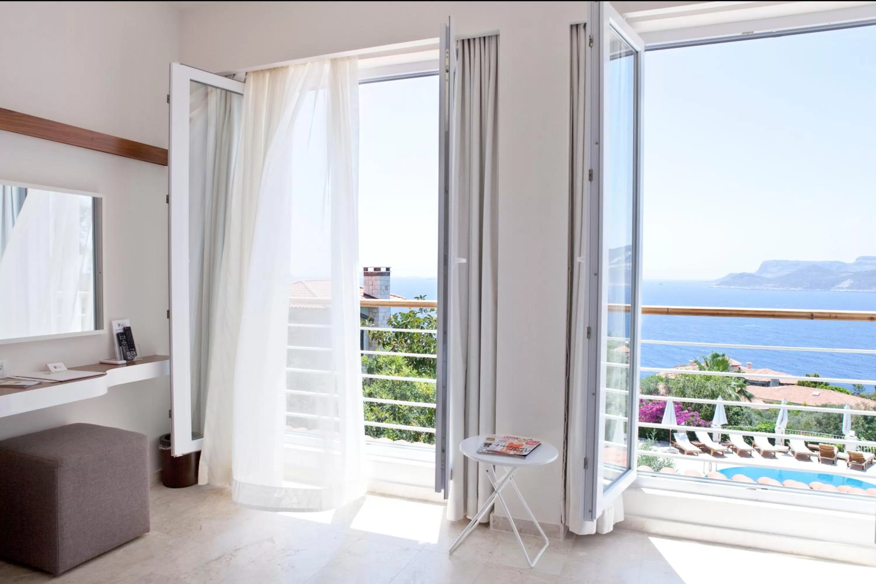 View (from property/room), Bed in Olea Nova Hotel