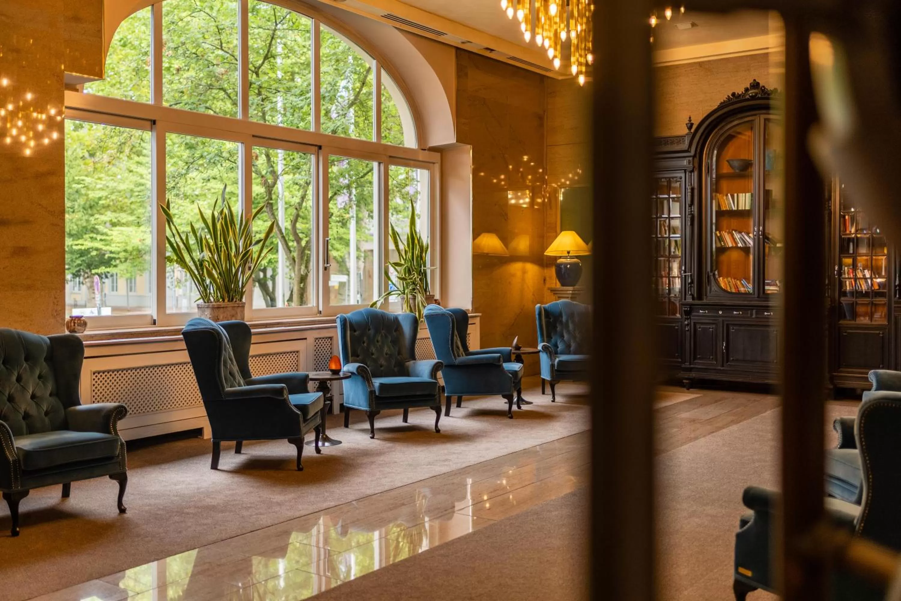 Staff in Parkhotel Kurhaus