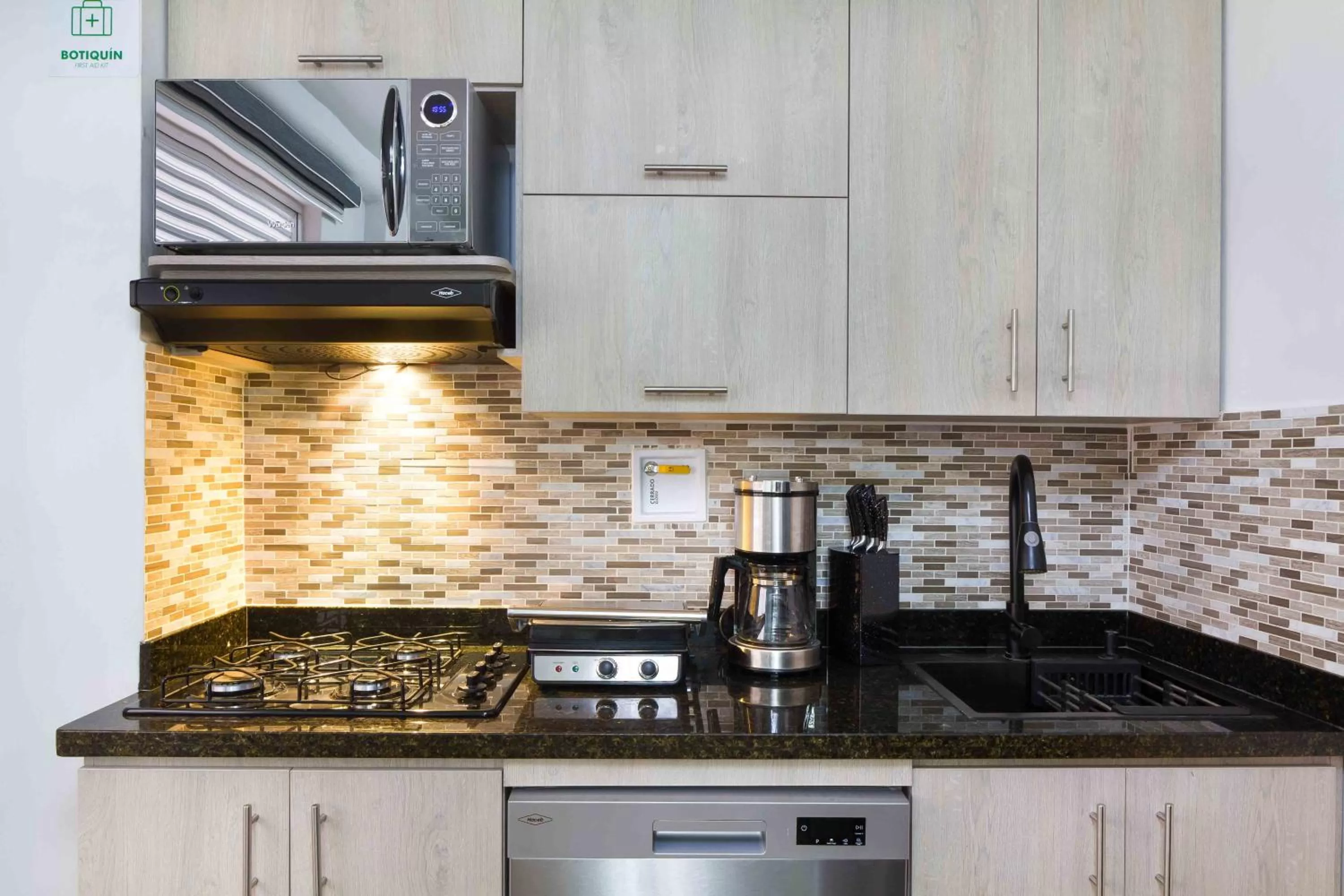 Kitchen or kitchenette, Kitchen/Kitchenette in Miracle