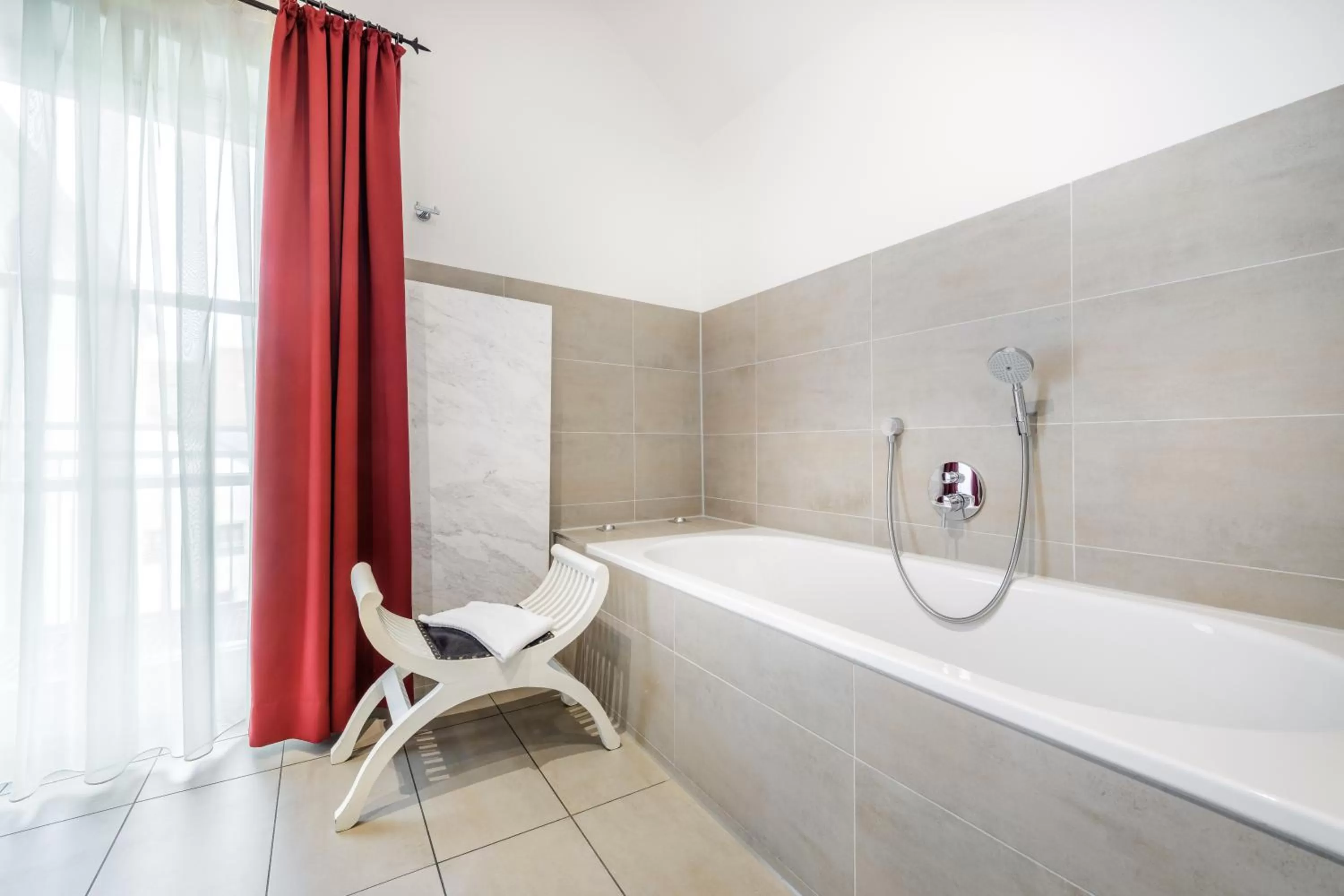 Bathroom in Chin-Chin Hotel ehemals Bohemian Hotel