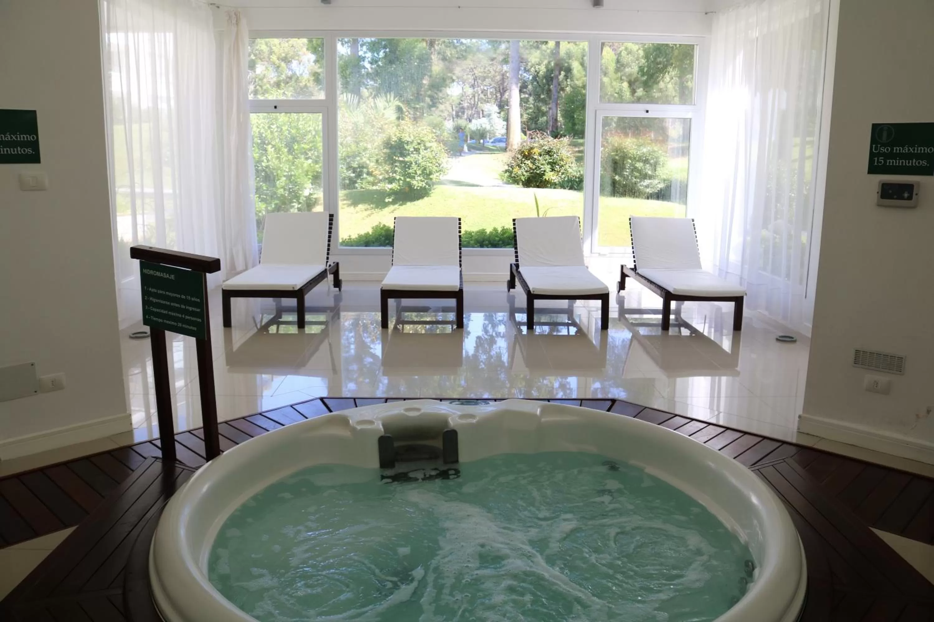 Solanas Green Park Spa & Resort