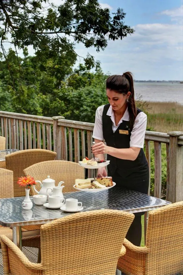 Food and drinks in Passage House Hotel