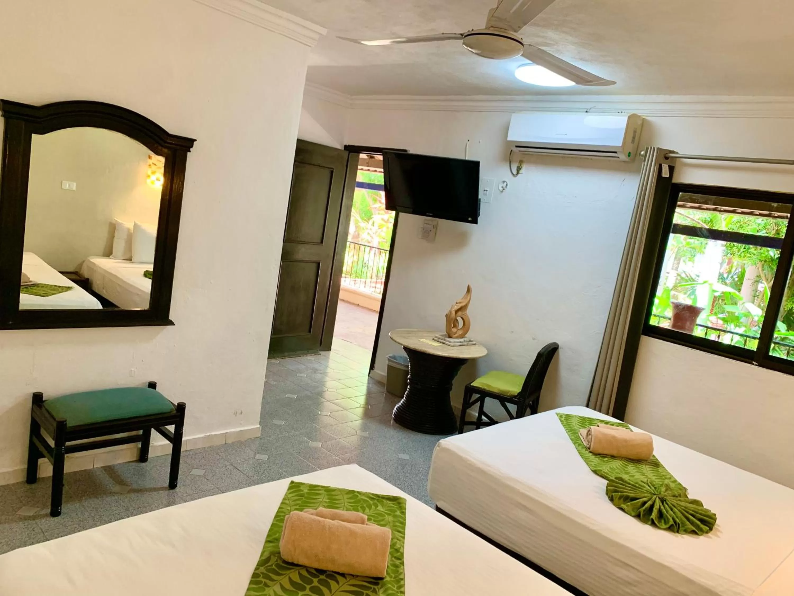 Bed in Hotel Green River