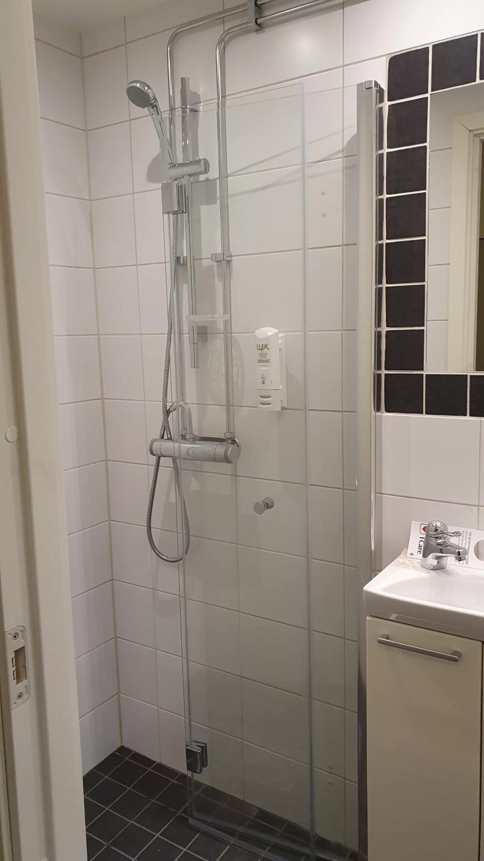 Bathroom in Best Western Centralhotellet