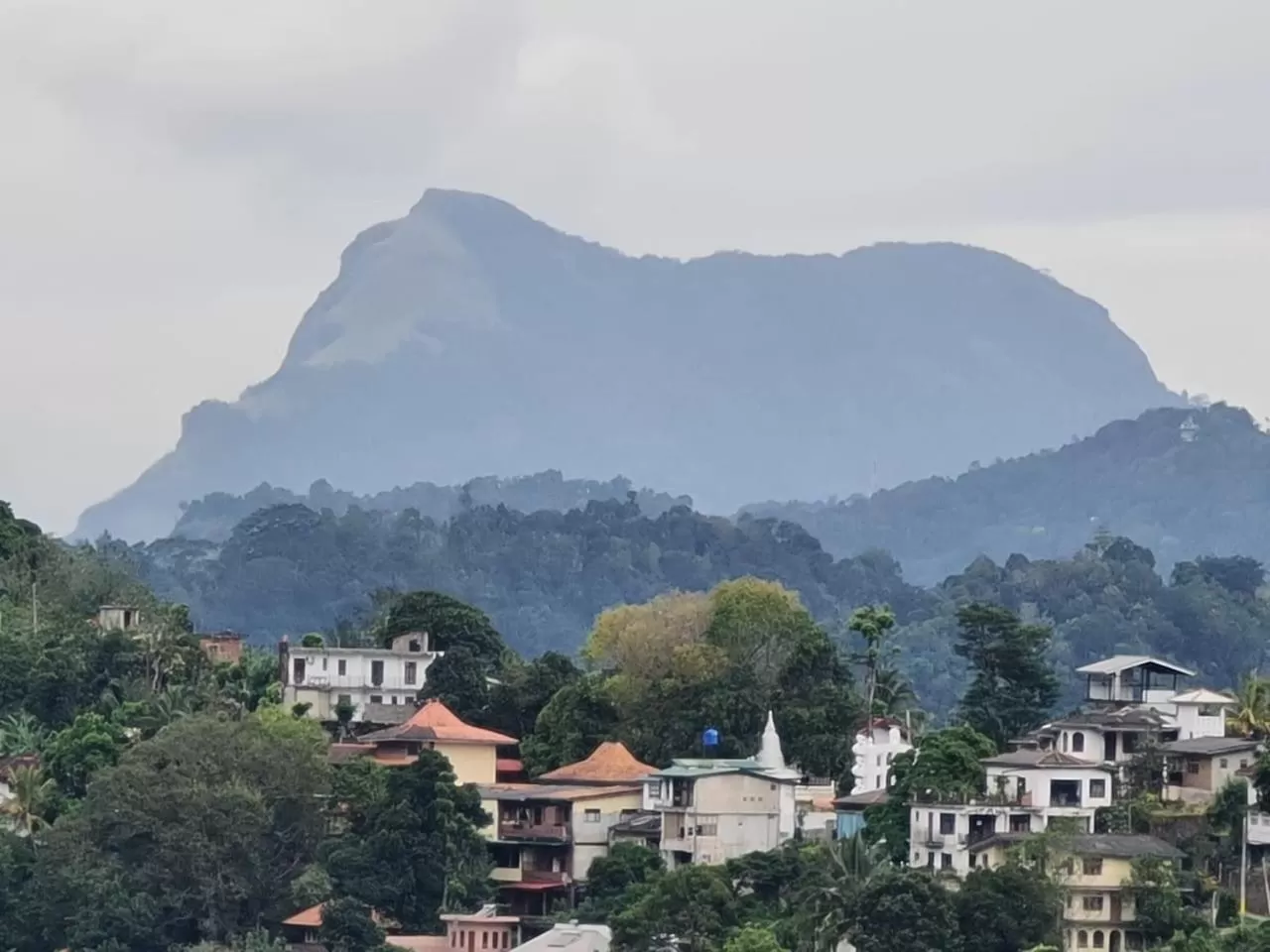 Mountain View in The Heaven's Villa Kandy