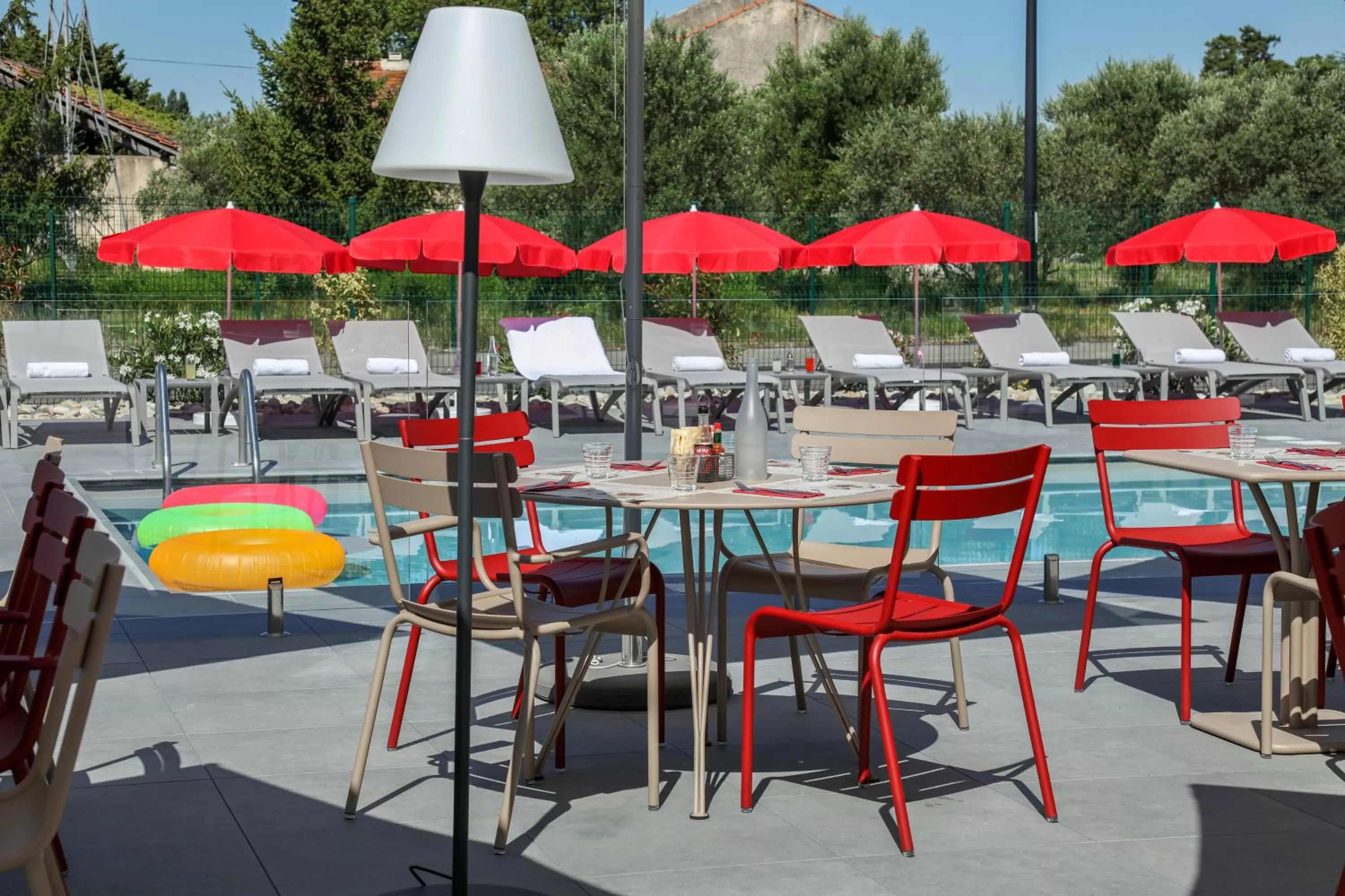 Patio in ibis Orange Centre