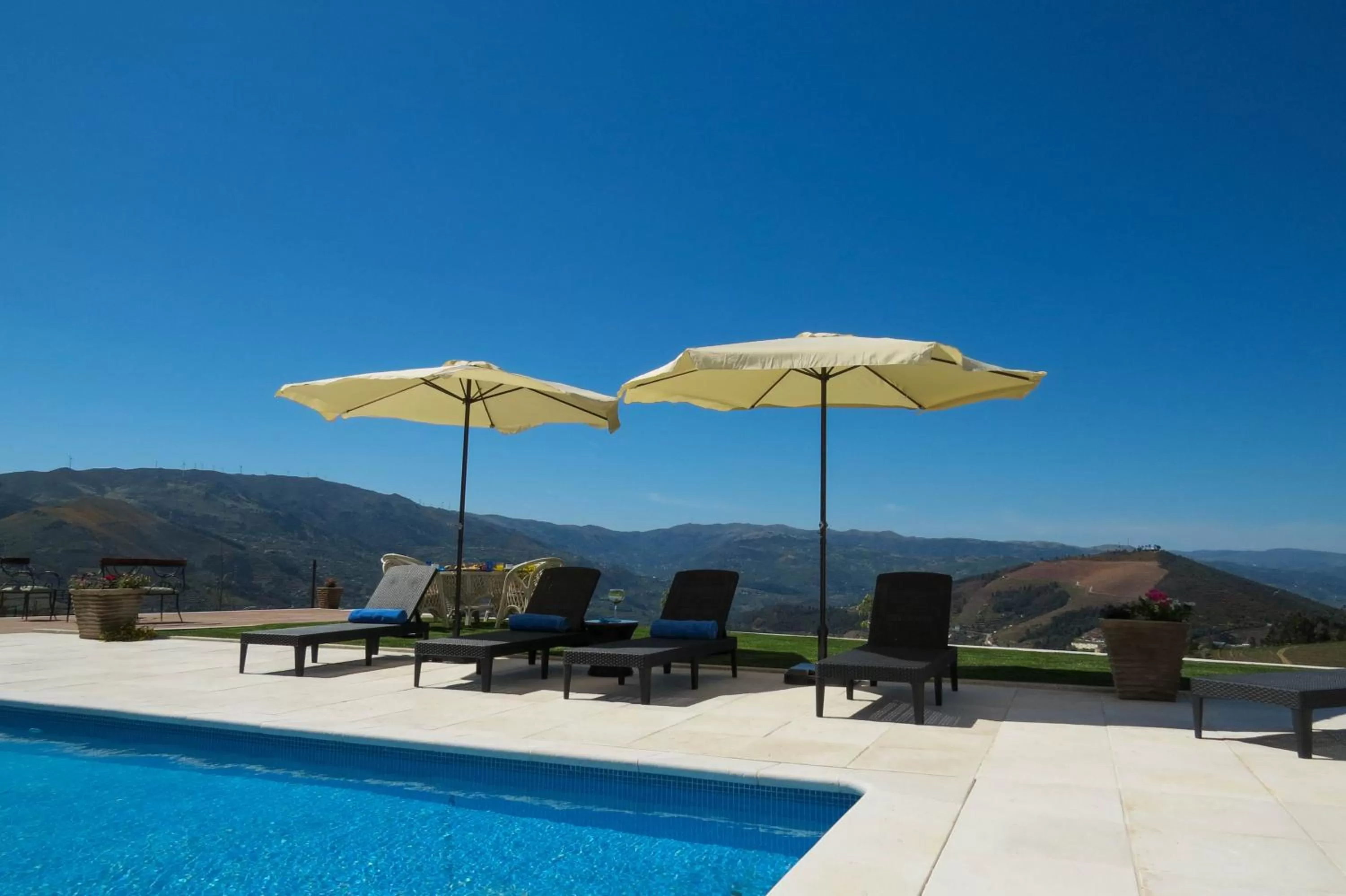 Swimming pool in Casa Miradouro