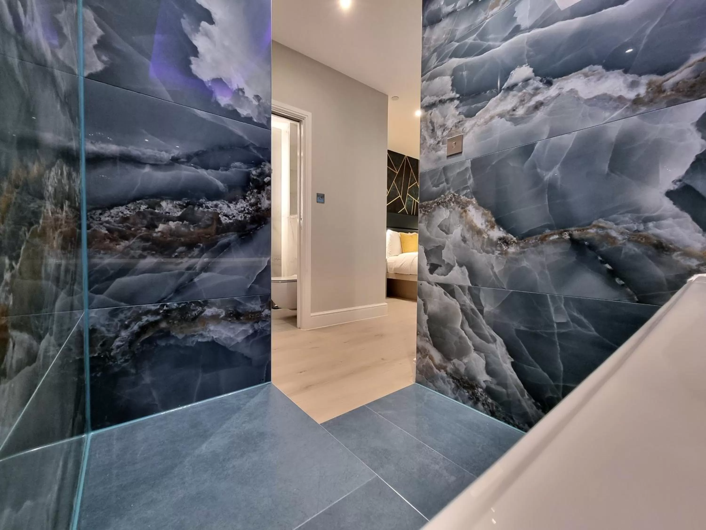 Bath in NOX Kensington Gardens