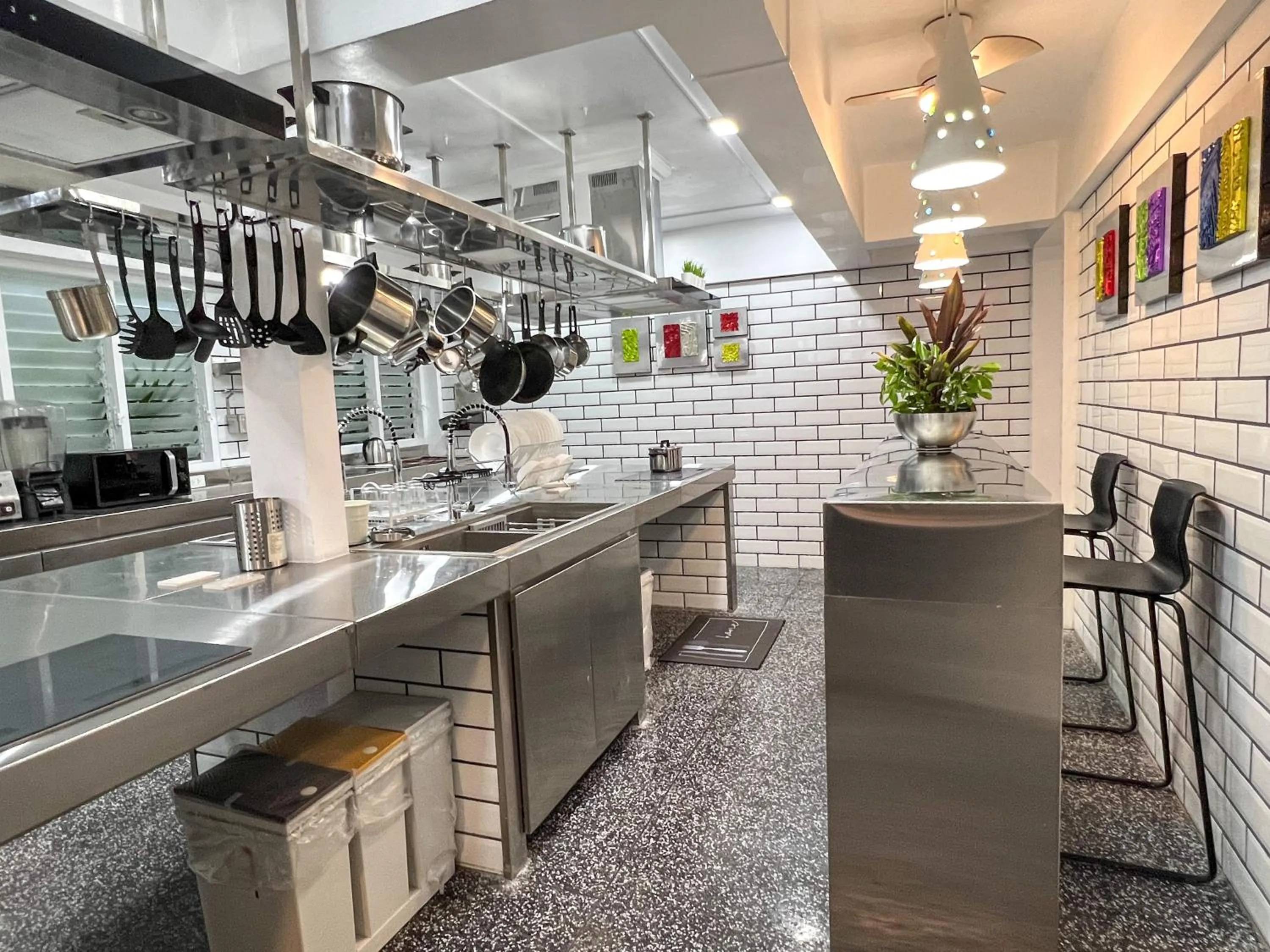 Kitchen or kitchenette in The Color Kata