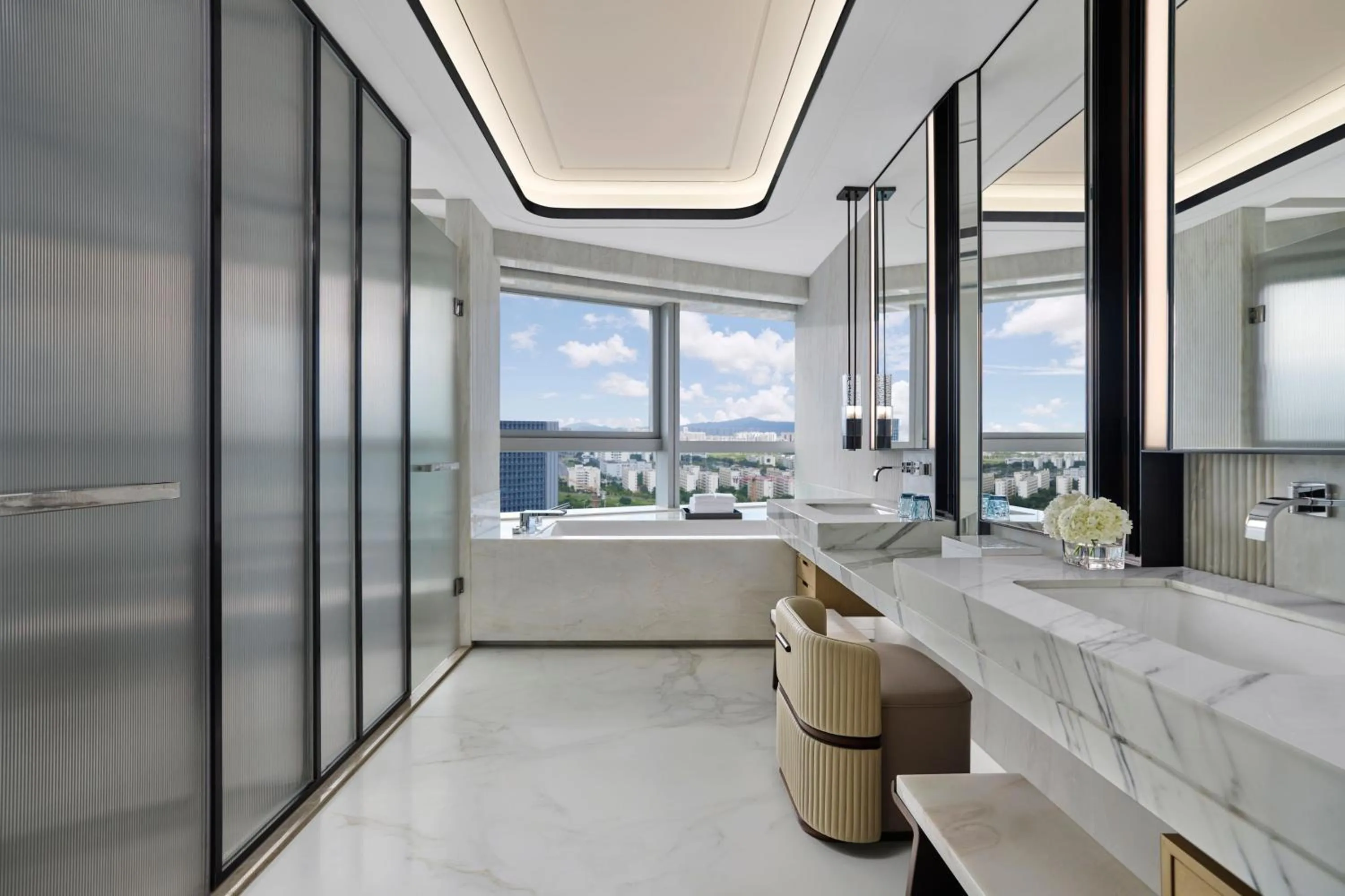 Photo of the whole room in Zhuhai Marriott Hotel Jinwan