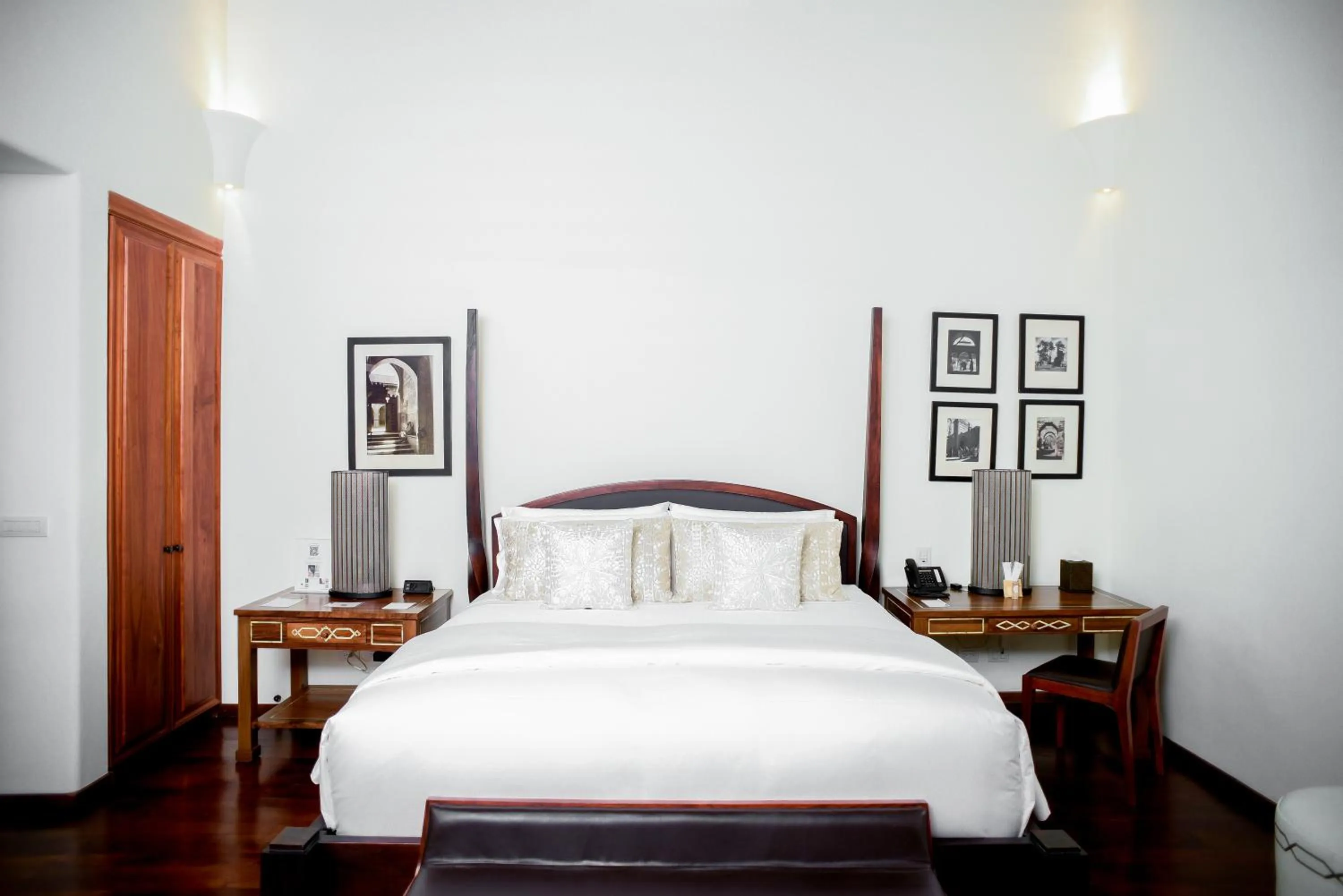 Photo of the whole room, Bed in Hotel Casa Blanca 7