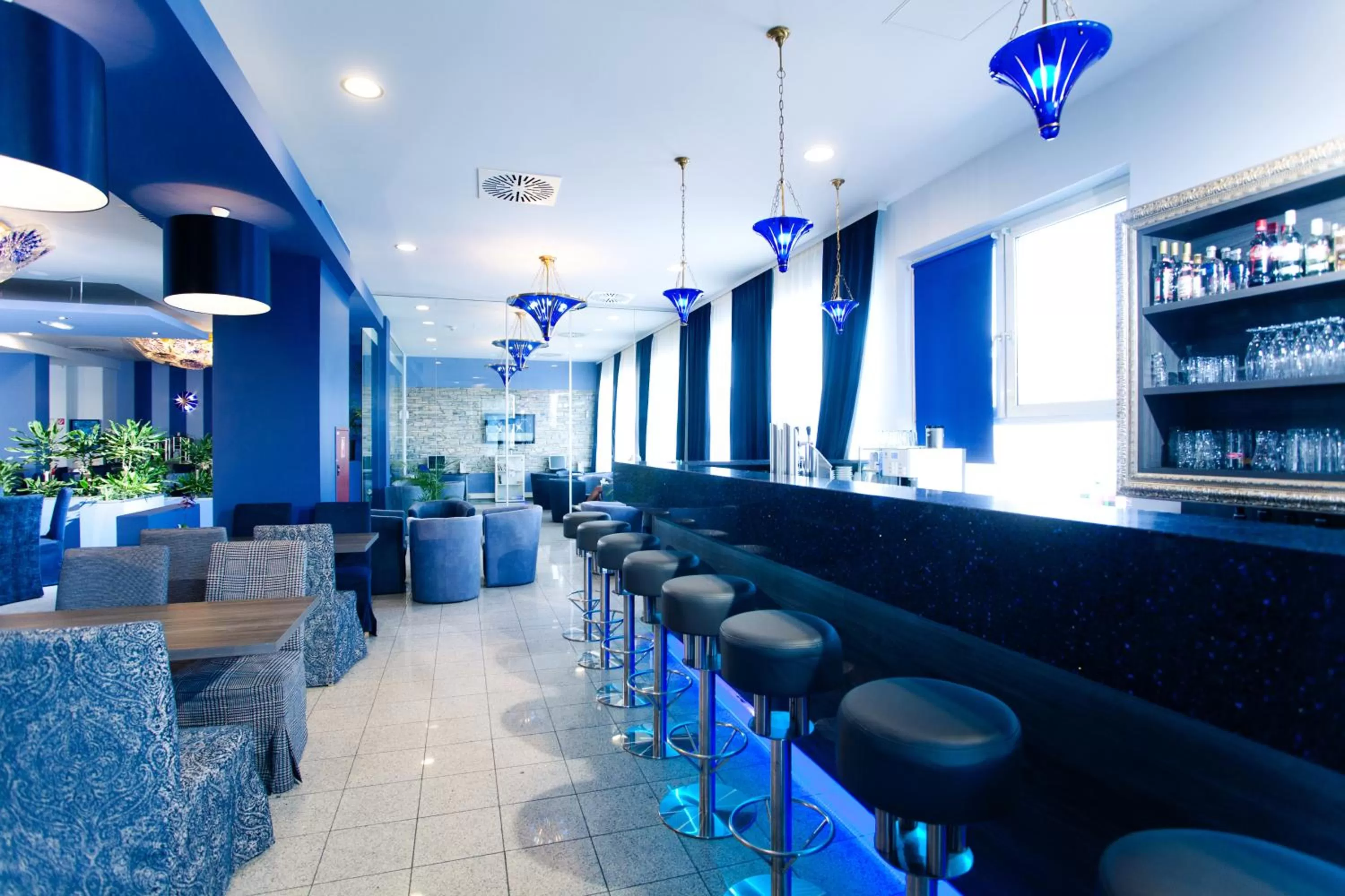 Lounge or bar in Lenas Donau Hotel