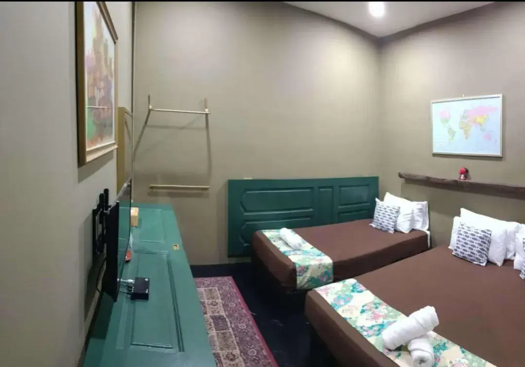 Triple Room in Oyasumi Hotel Triple Room in Oyasumi Hotel