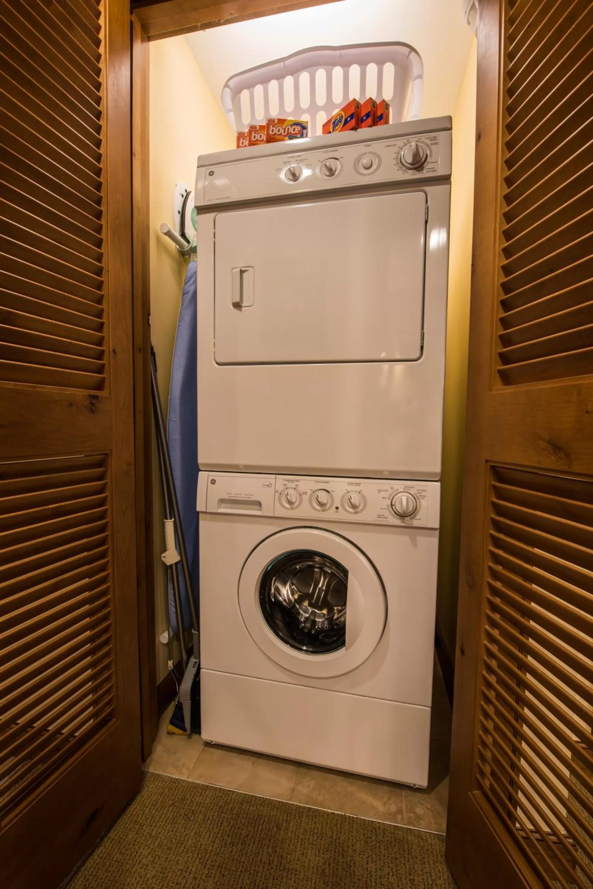 The Lodge at Mountaineer Square, A Vail Resorts Property