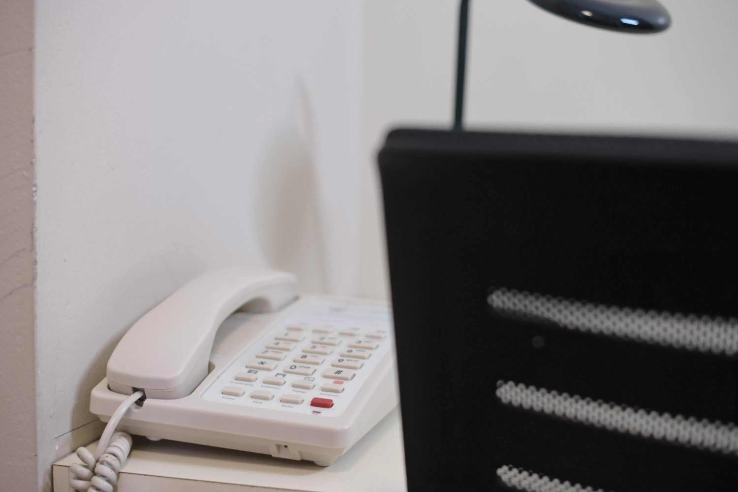 TV/Entertainment Center in Gess Hotel