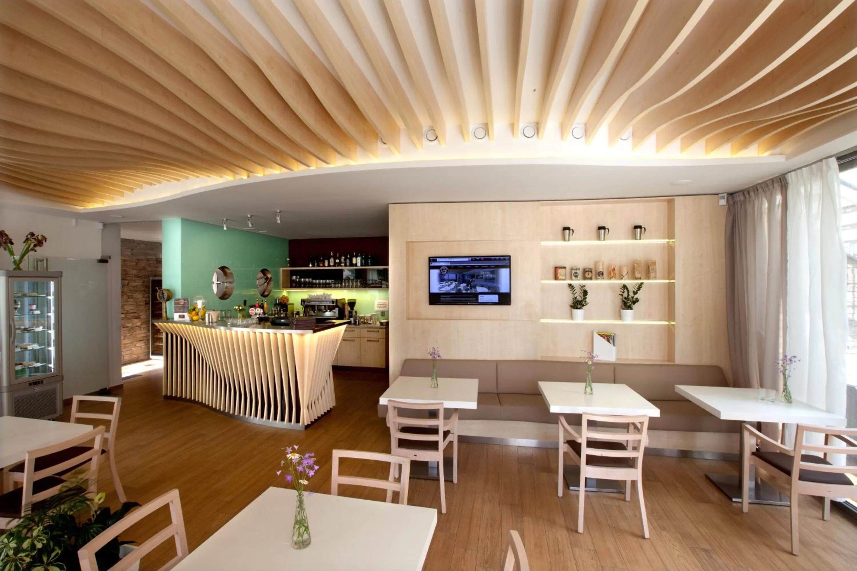 Restaurant/Places to Eat in Atelier Lanna