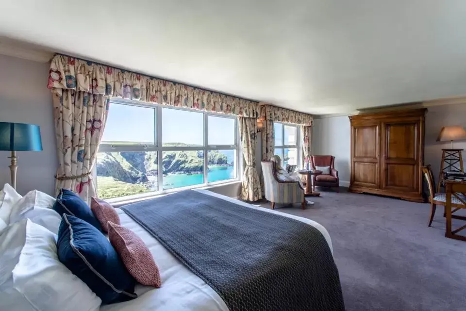 Superior Double or Twin Room with Sea View - single occupancy in Mullion Cove Hotel & Spa Superior Double or Twin Room with Sea View - single occupancy in Mullion Cove Hotel & Spa