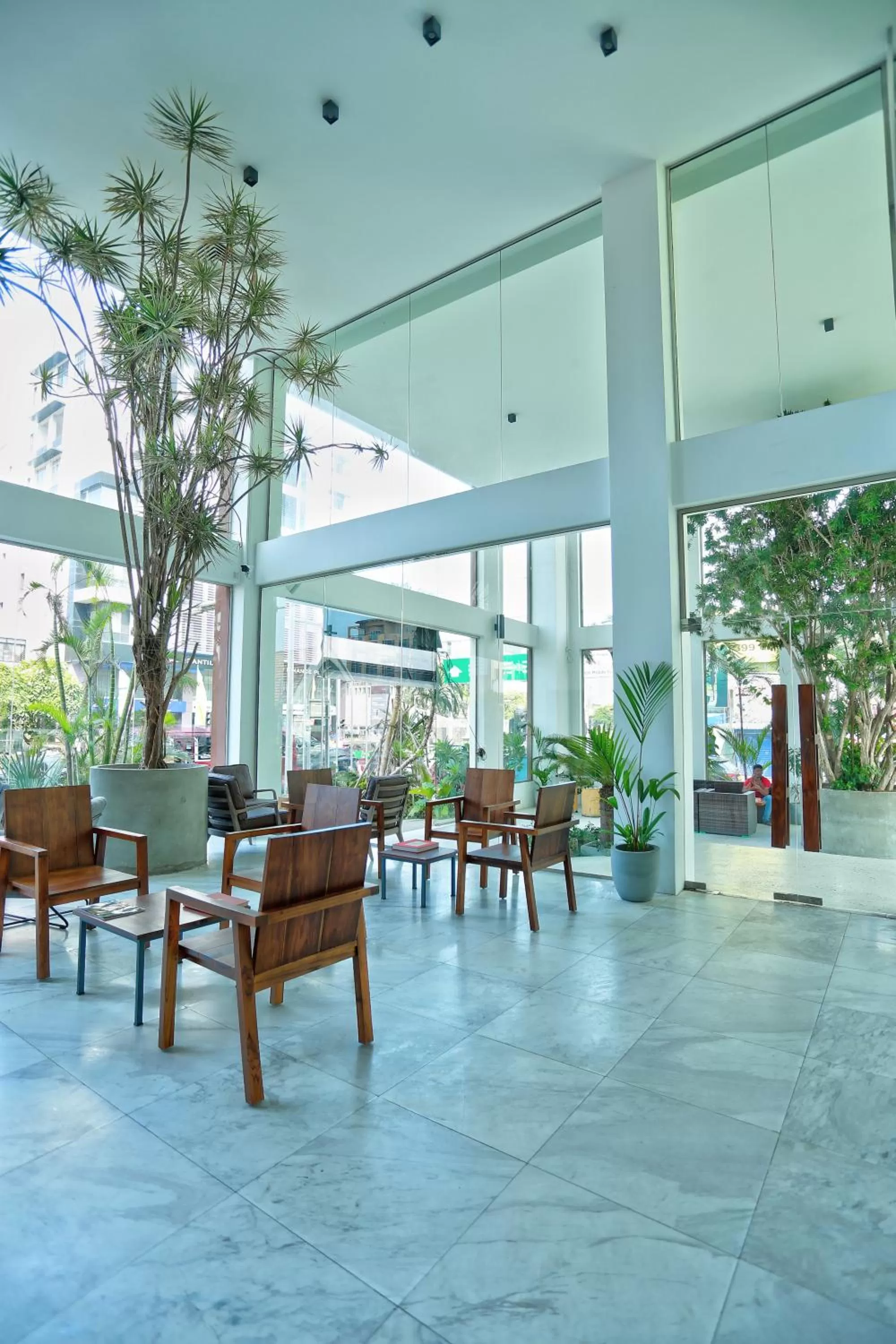 Lobby or reception in Morven Hotel Colombo