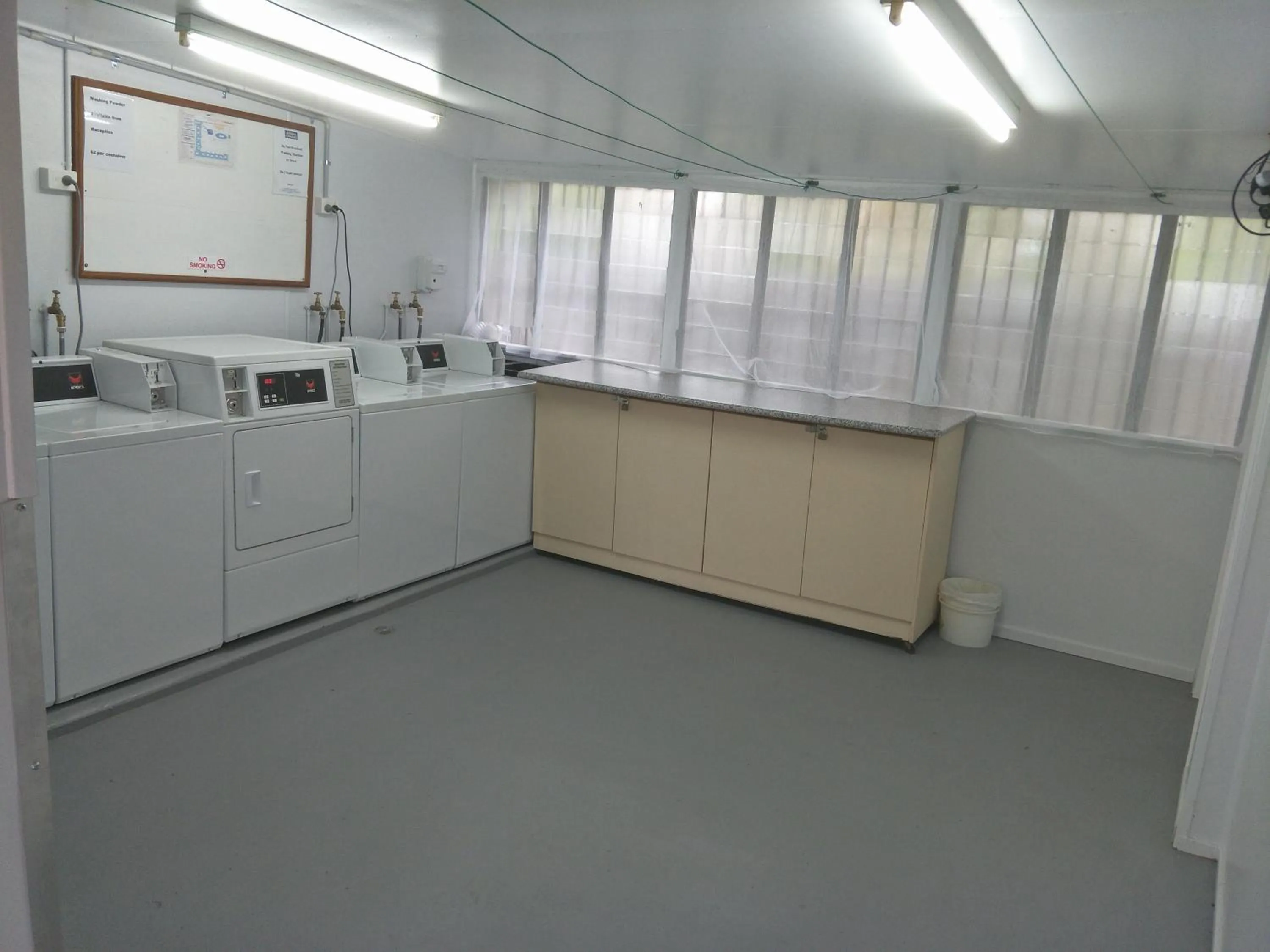 Property building in Arkana Motel