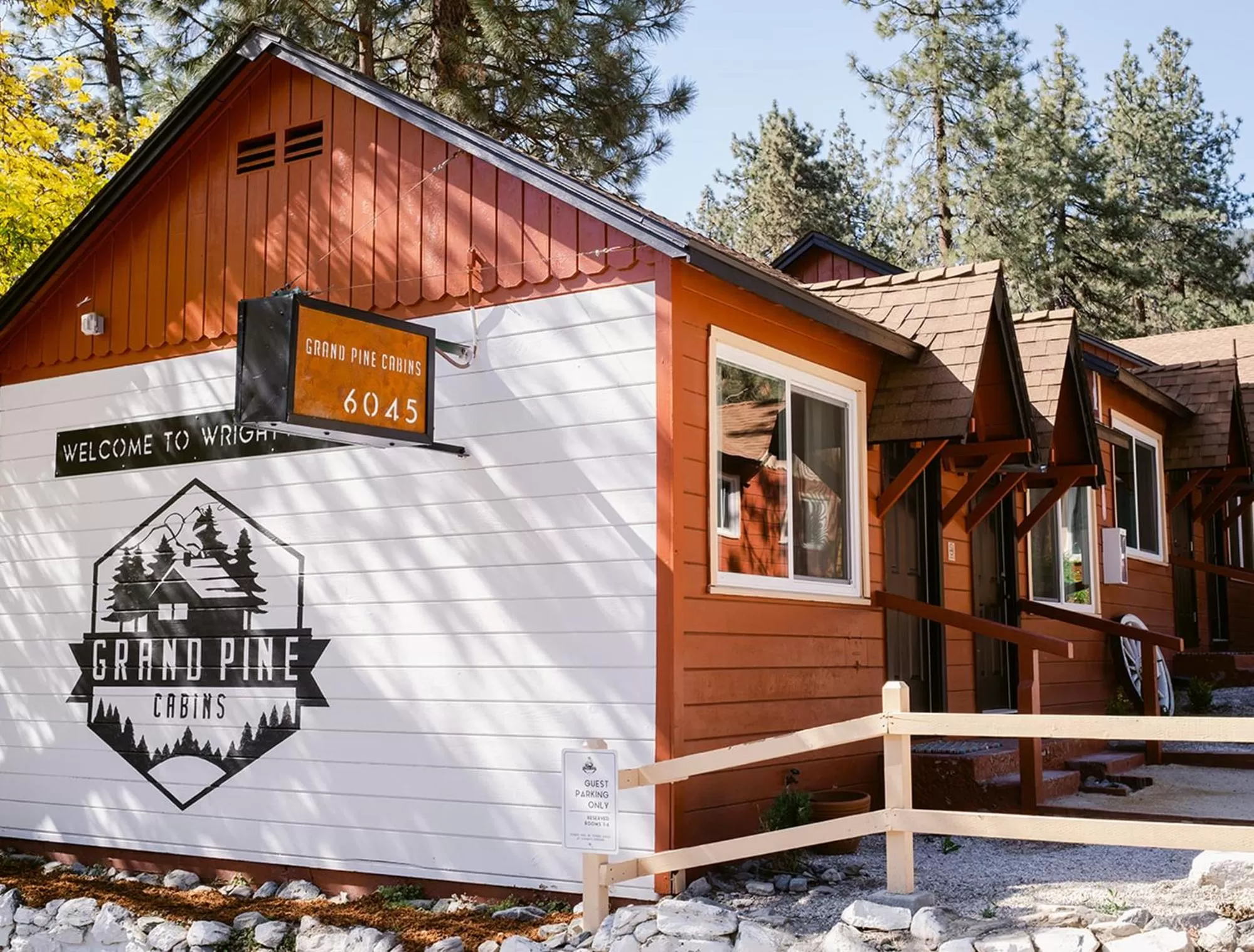 Property building in Grand Pine Cabins