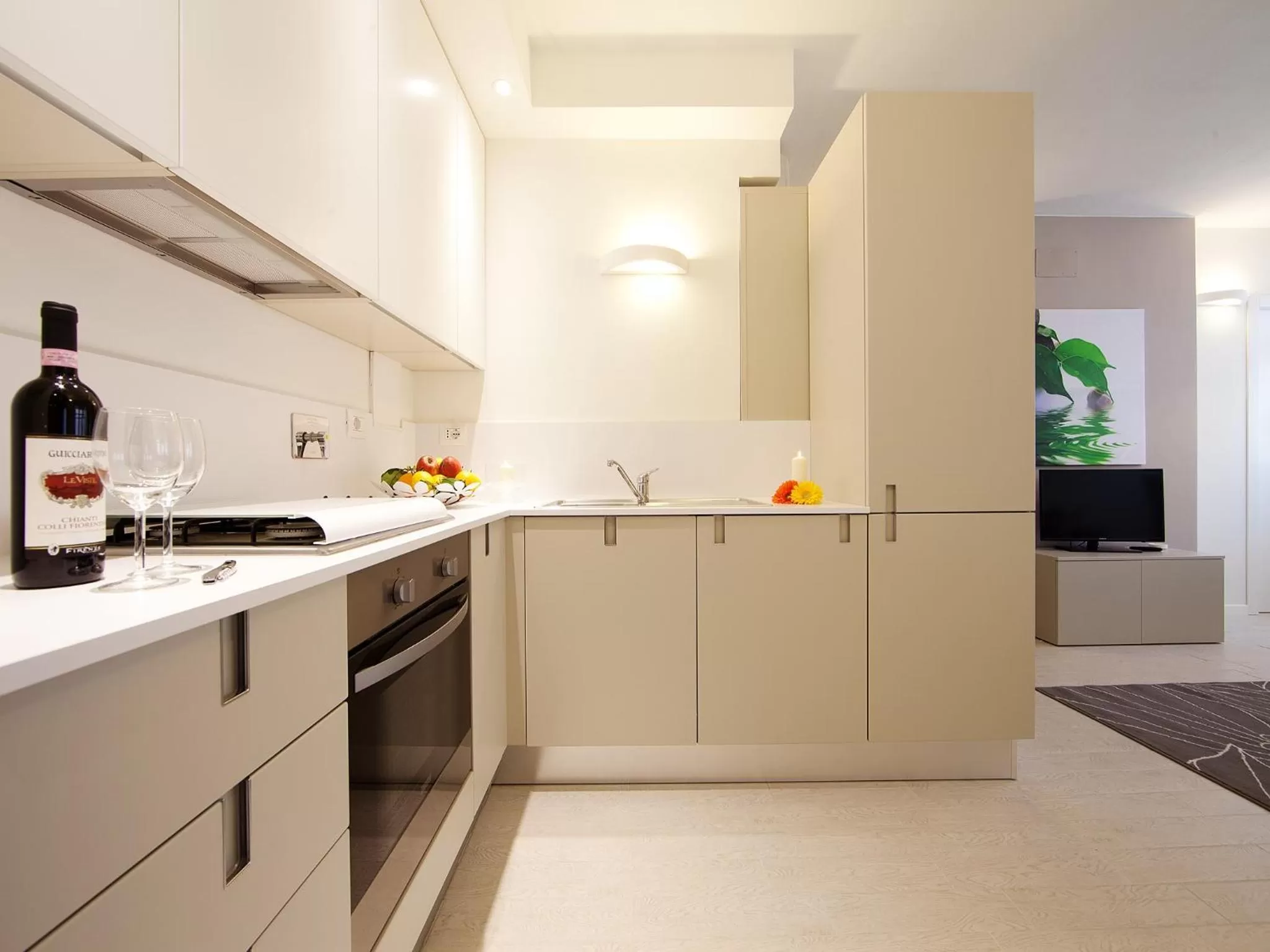 TV and multimedia in La Farina Apartments