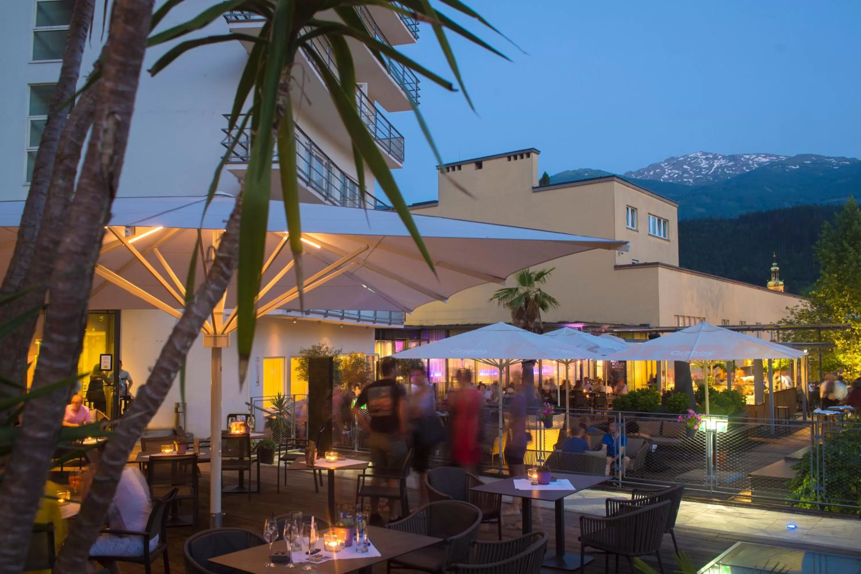 Restaurant/places to eat in Parkhotel Hall in Tirol