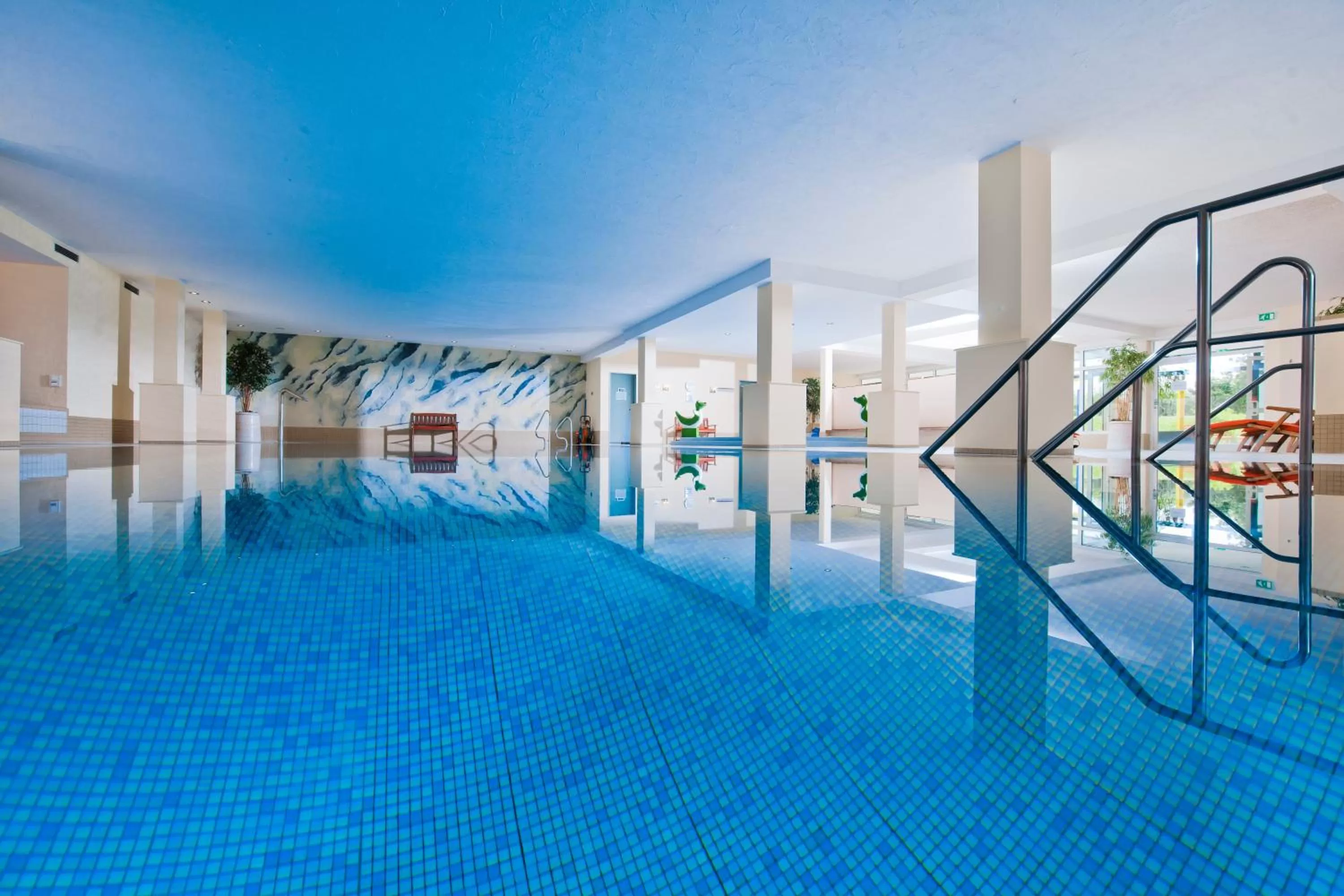 Swimming pool in Sporthotel Grafenwald 4 Sterne Superior