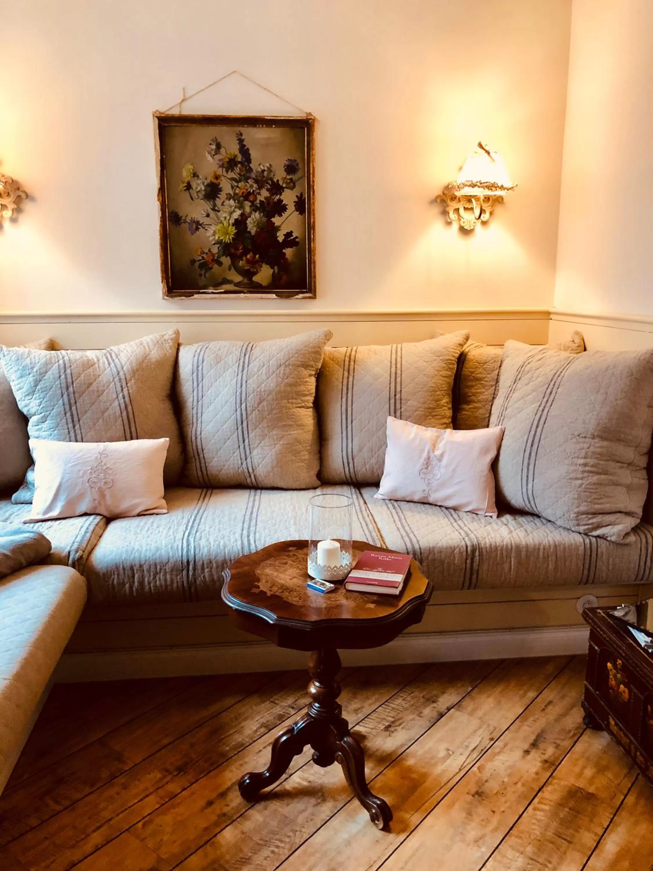 Living room, Seating Area in Weißt Du noch - Gästehäuser & Suiten