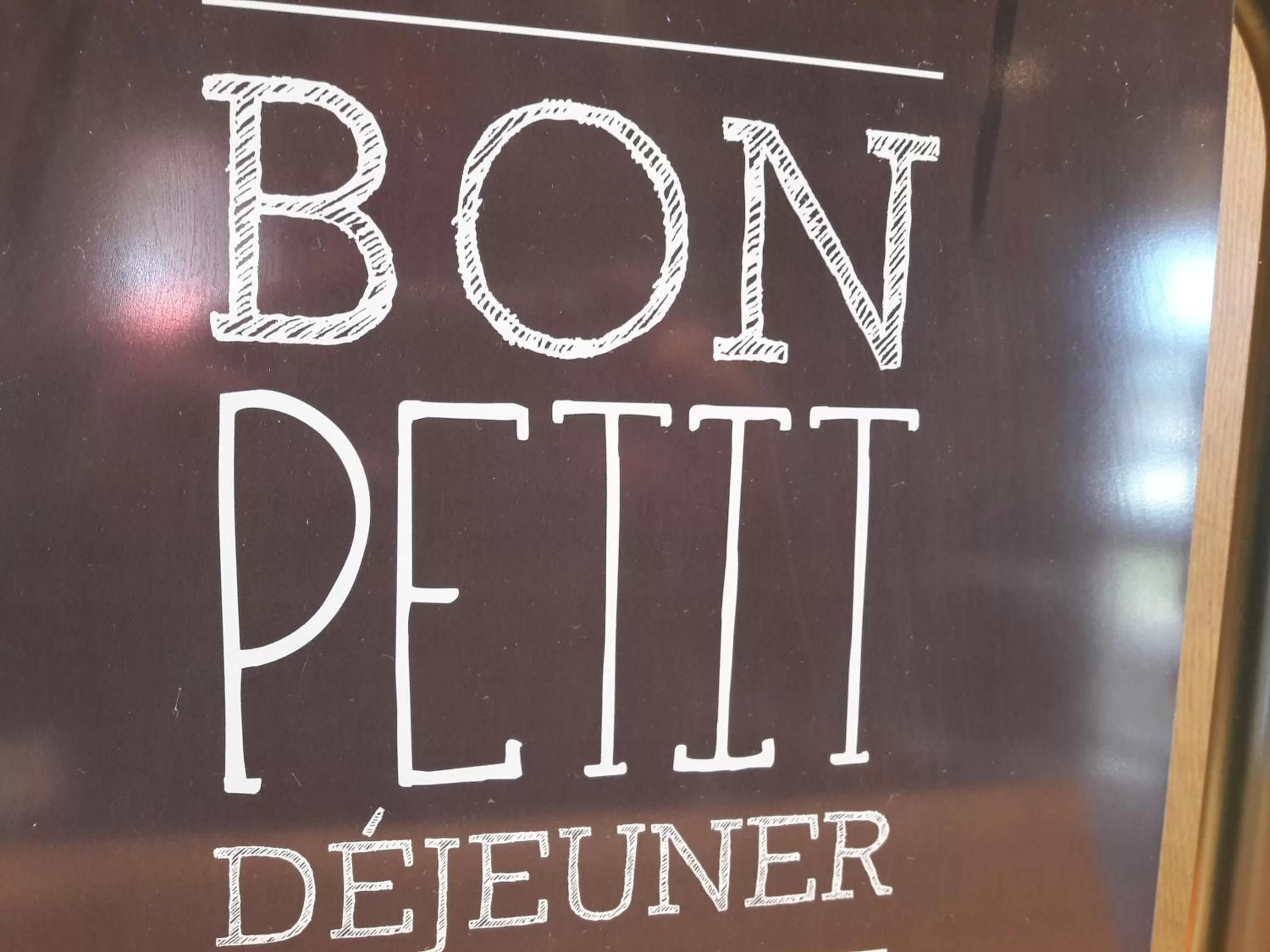 Buffet breakfast in ibis Vesoul