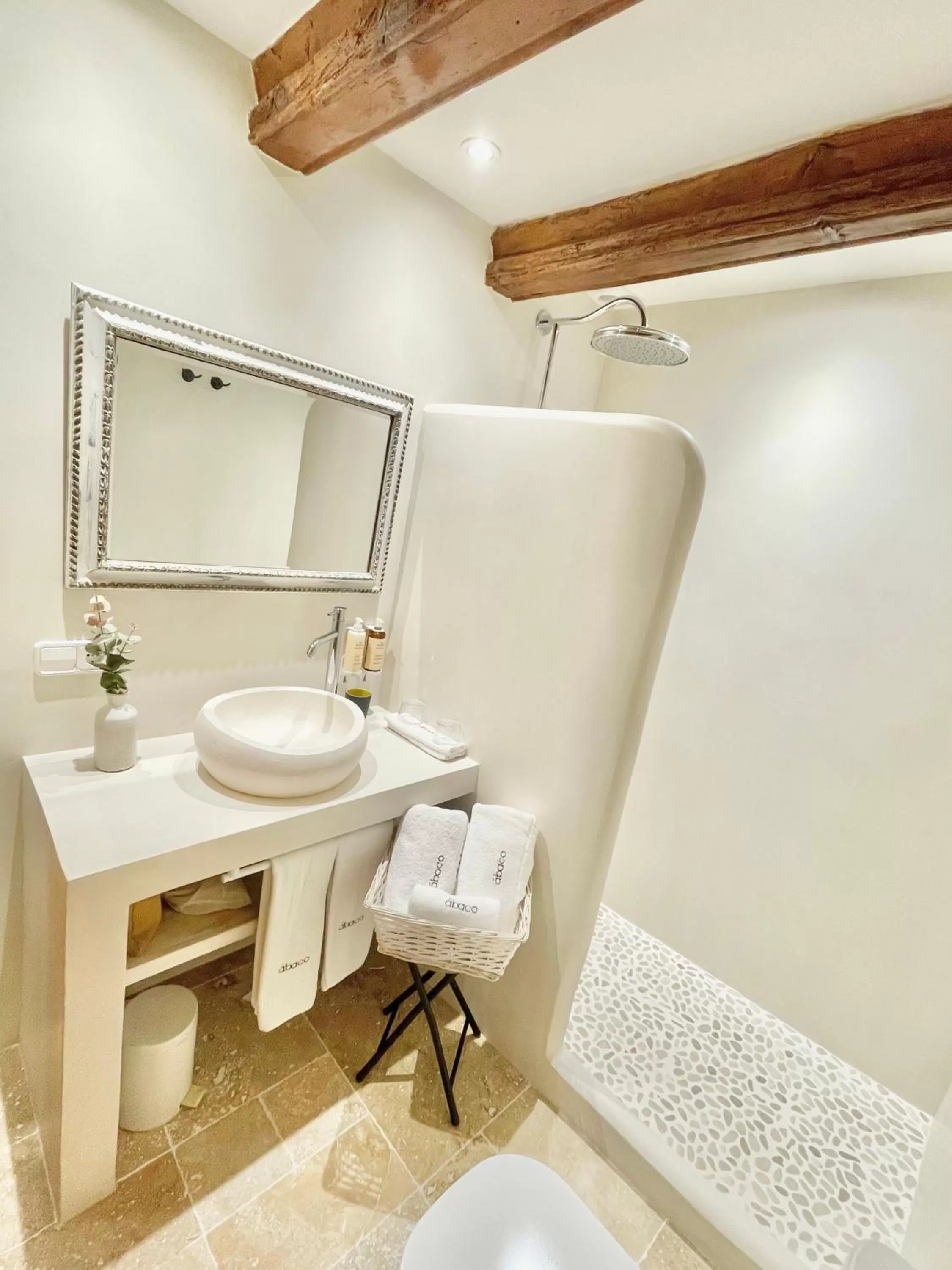 Bathroom in Hotel Abaco Altea