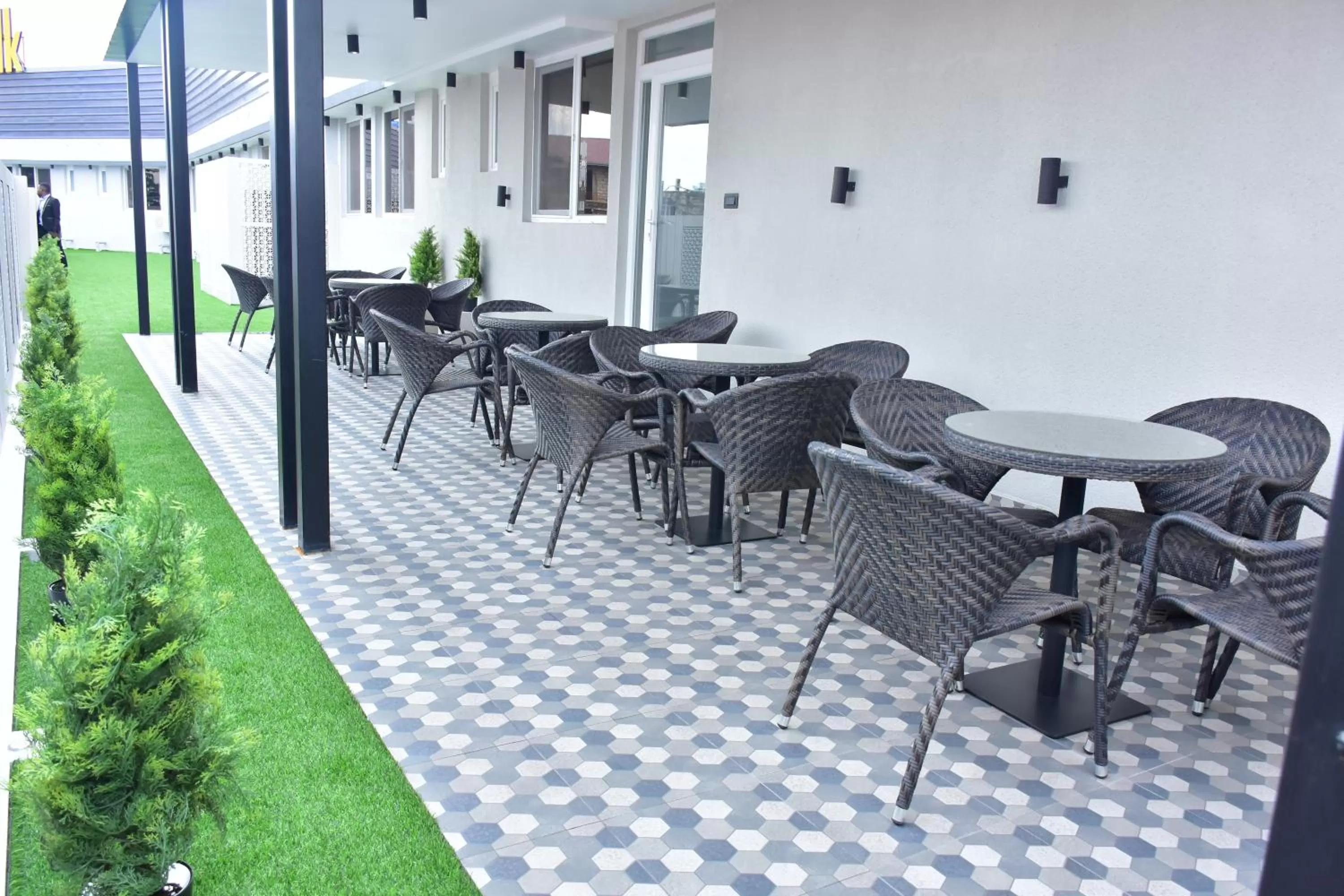 Restaurant/places to eat in Hotel Stella