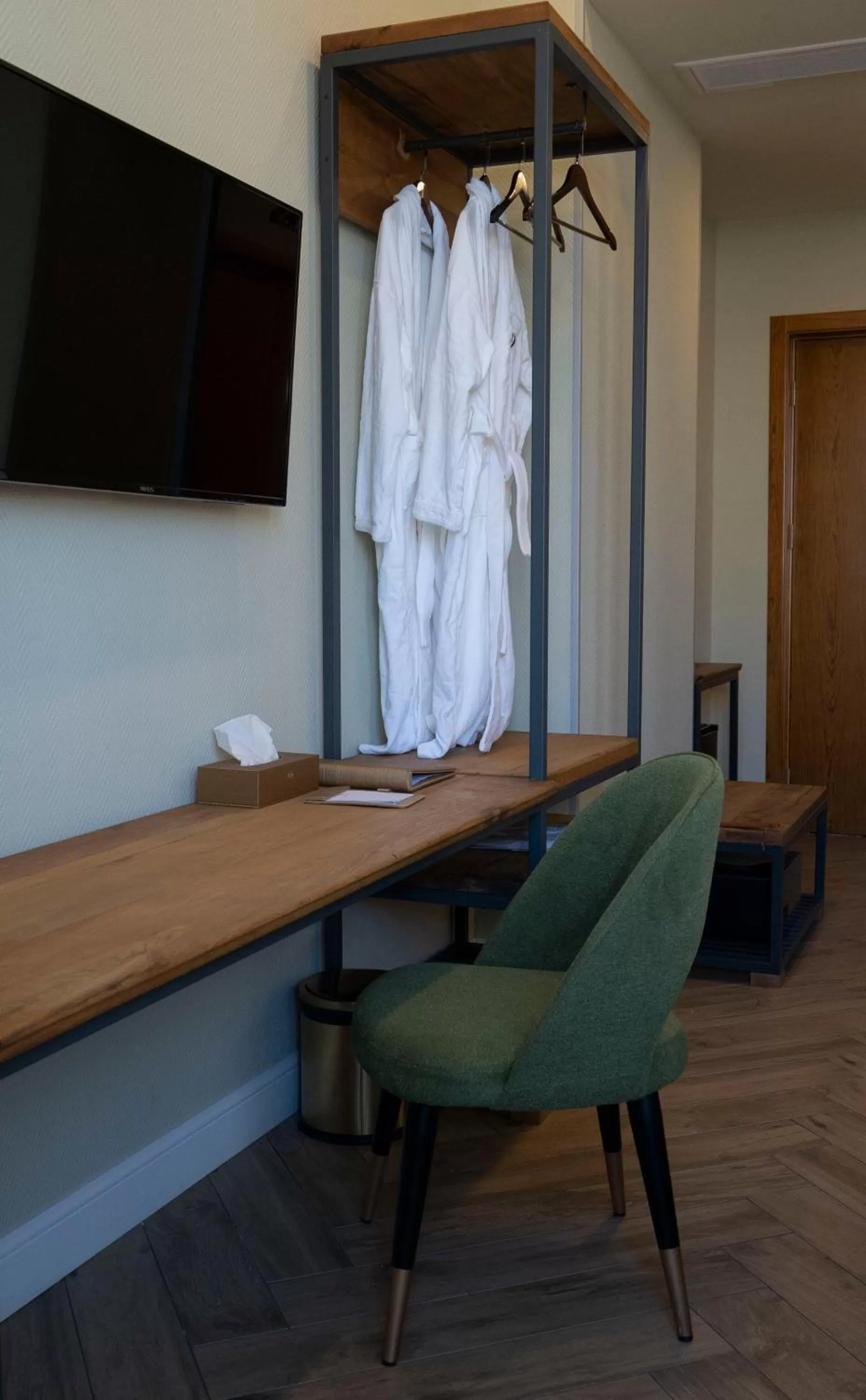 TV and multimedia in Grand Opera Hotel