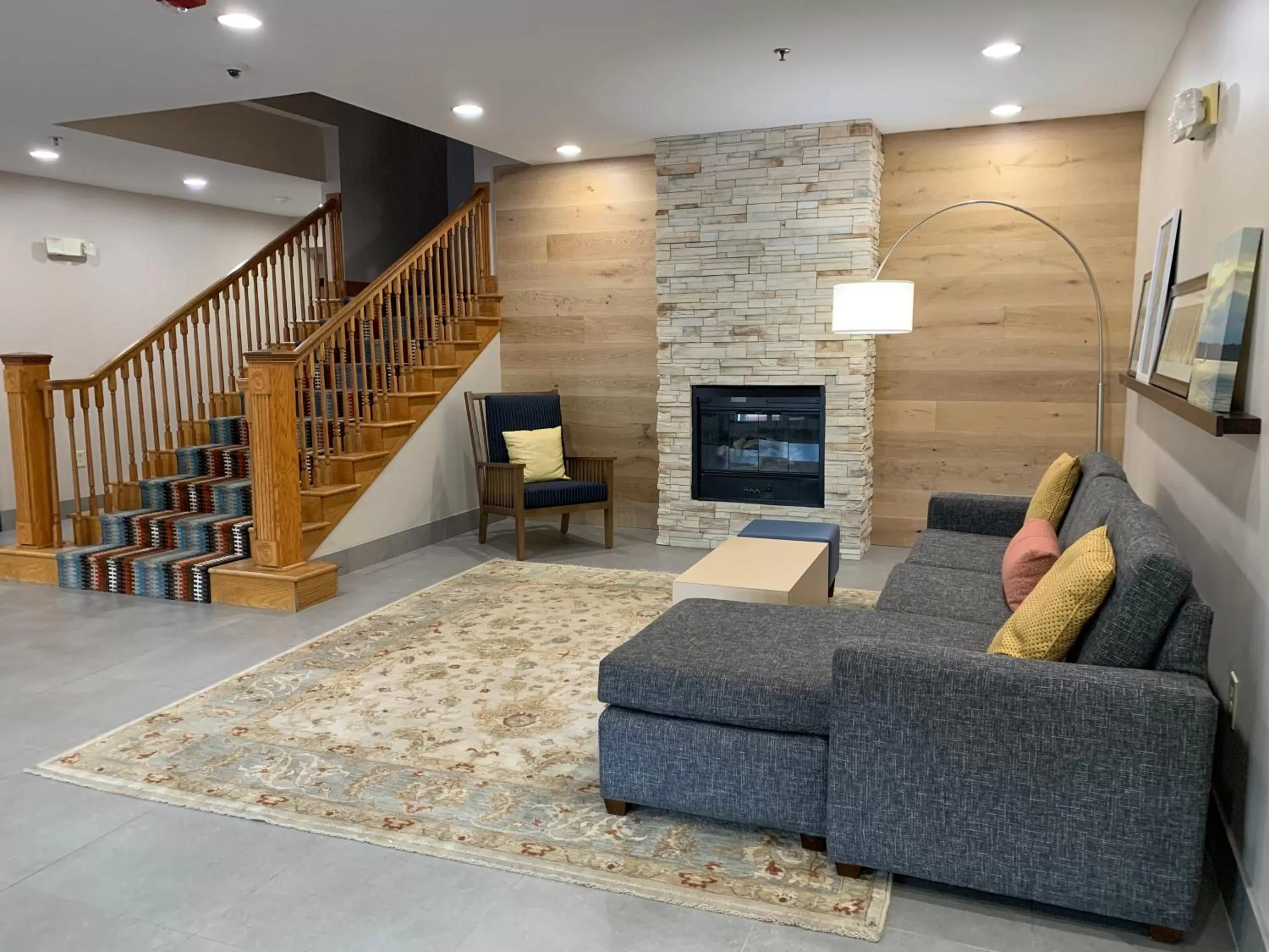 Seating area in Country Inn & Suites By Radisson, Charleston North, SC