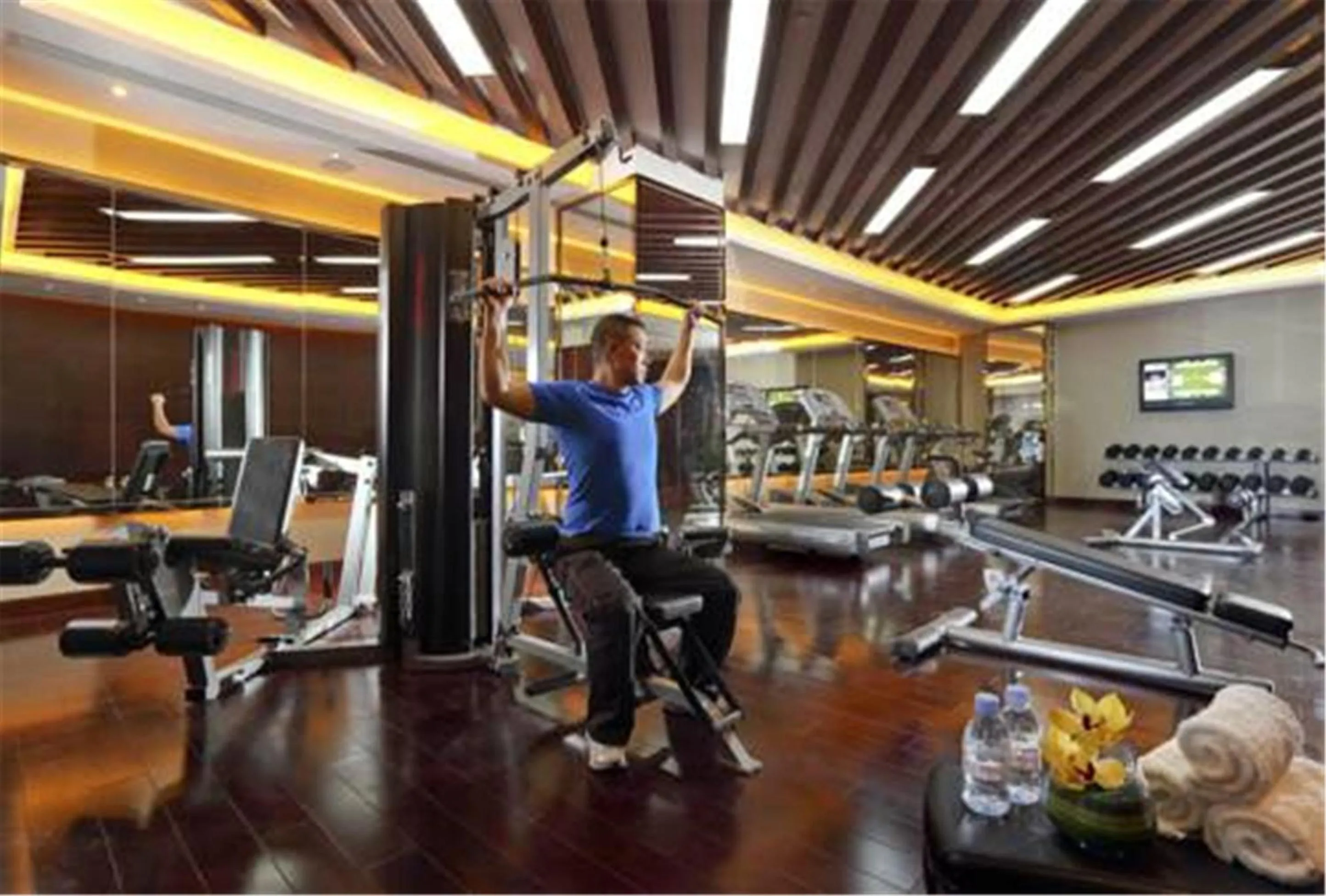 Fitness centre/facilities in Royal International Hotel Shanghai - Pudong International Airport