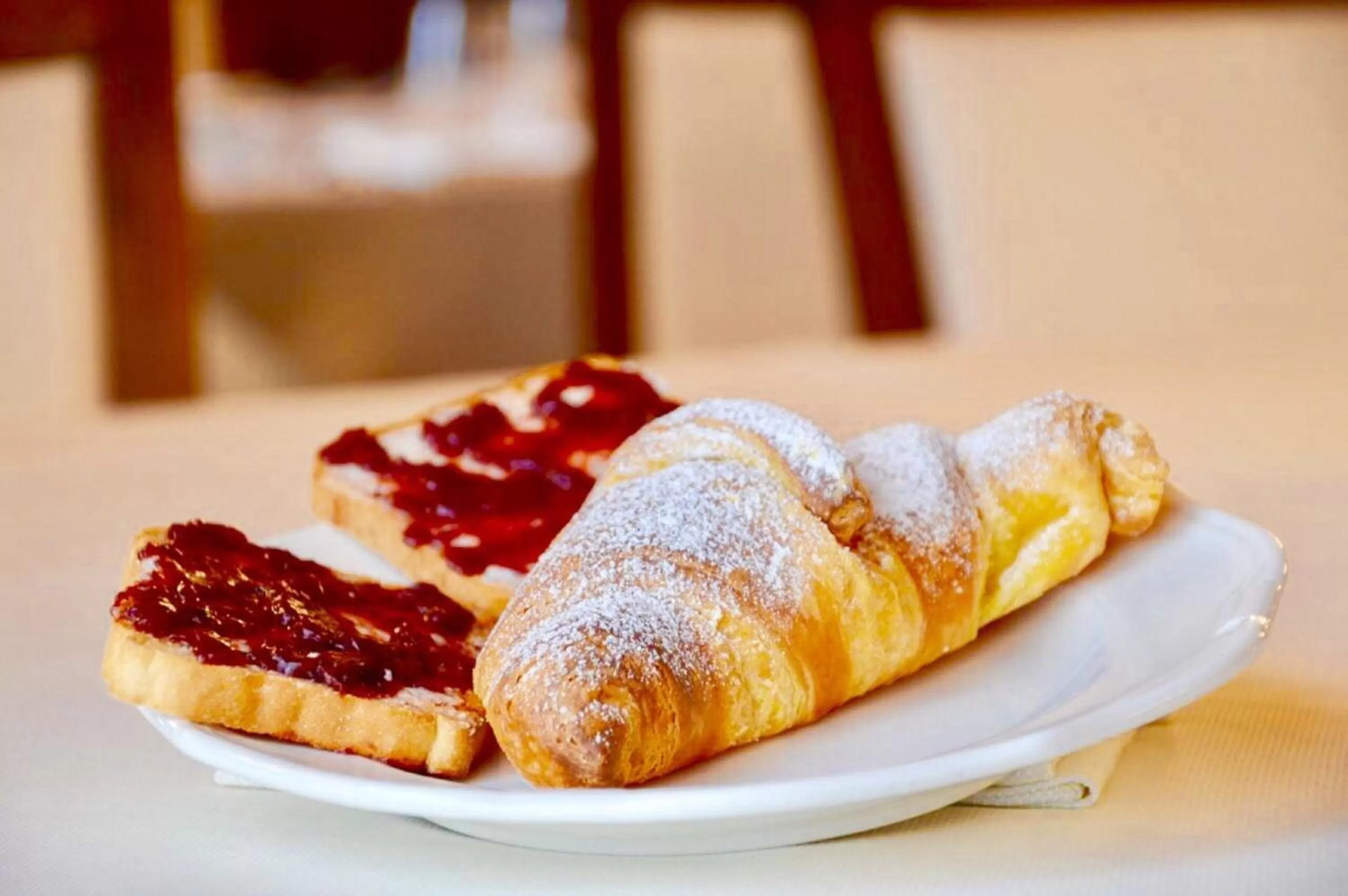 Breakfast in Villa Lampedusa