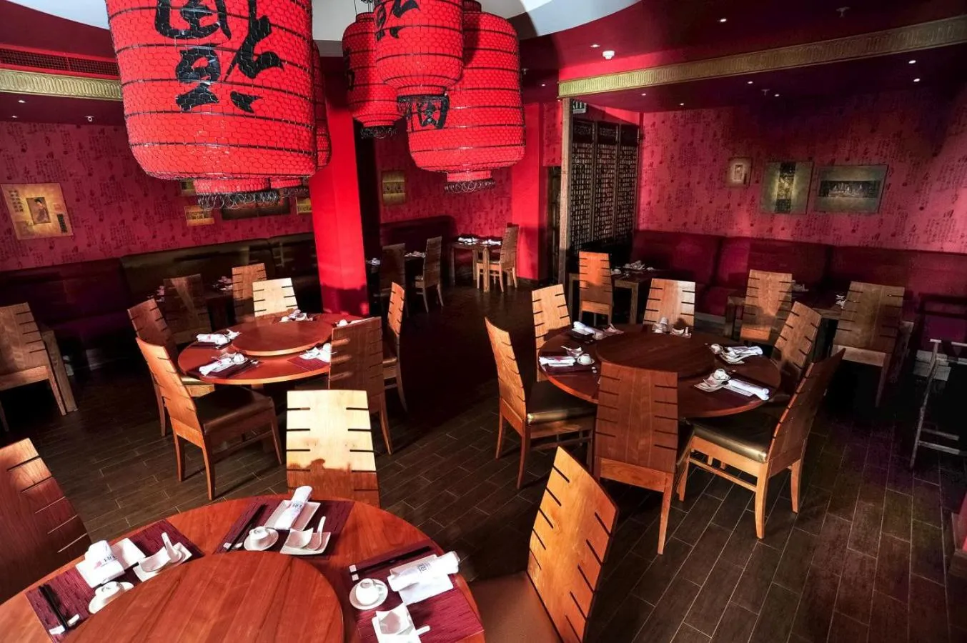 Restaurant/places to eat in Peermont Metcourt Inn at the Grand Palm, Gaborone