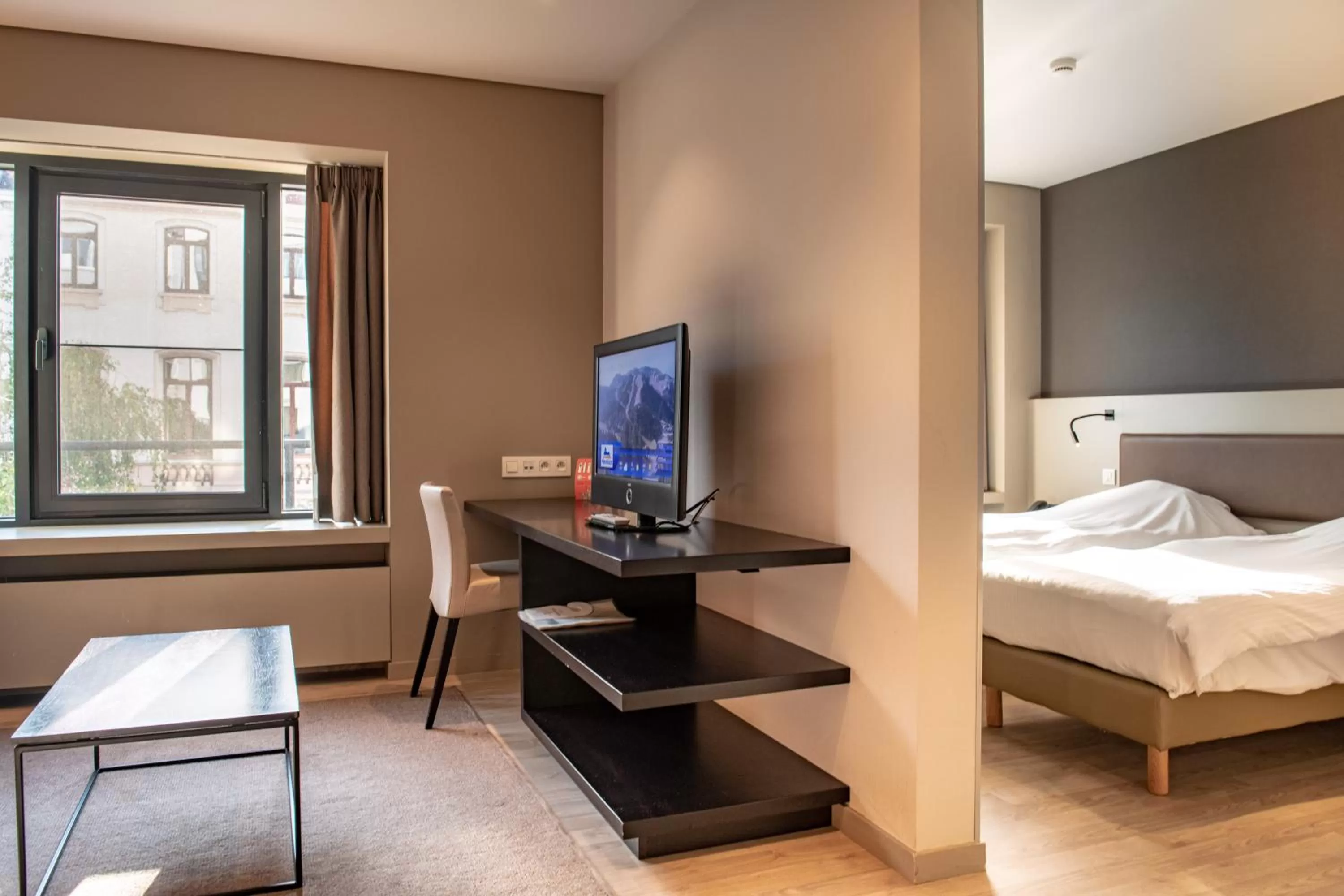 TV and multimedia, Bed in Castelnou Aparthotel