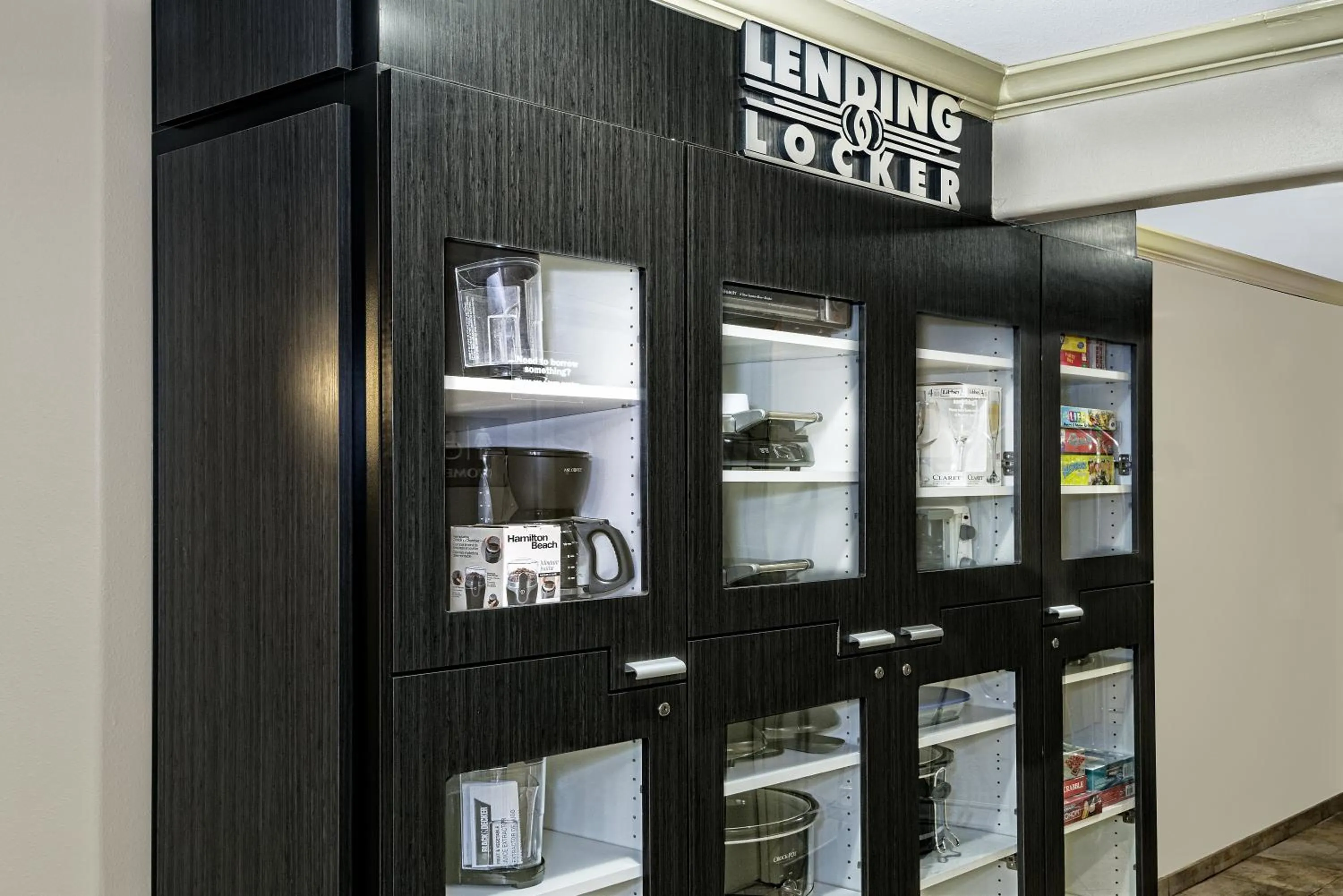 Lobby or reception in Candlewood Suites Galveston by IHG