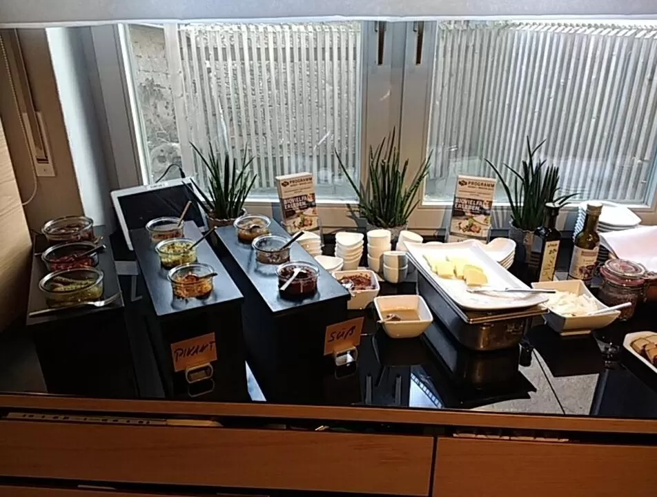 Breakfast, Restaurant/Places to Eat in Biohotel-Restaurant Rose